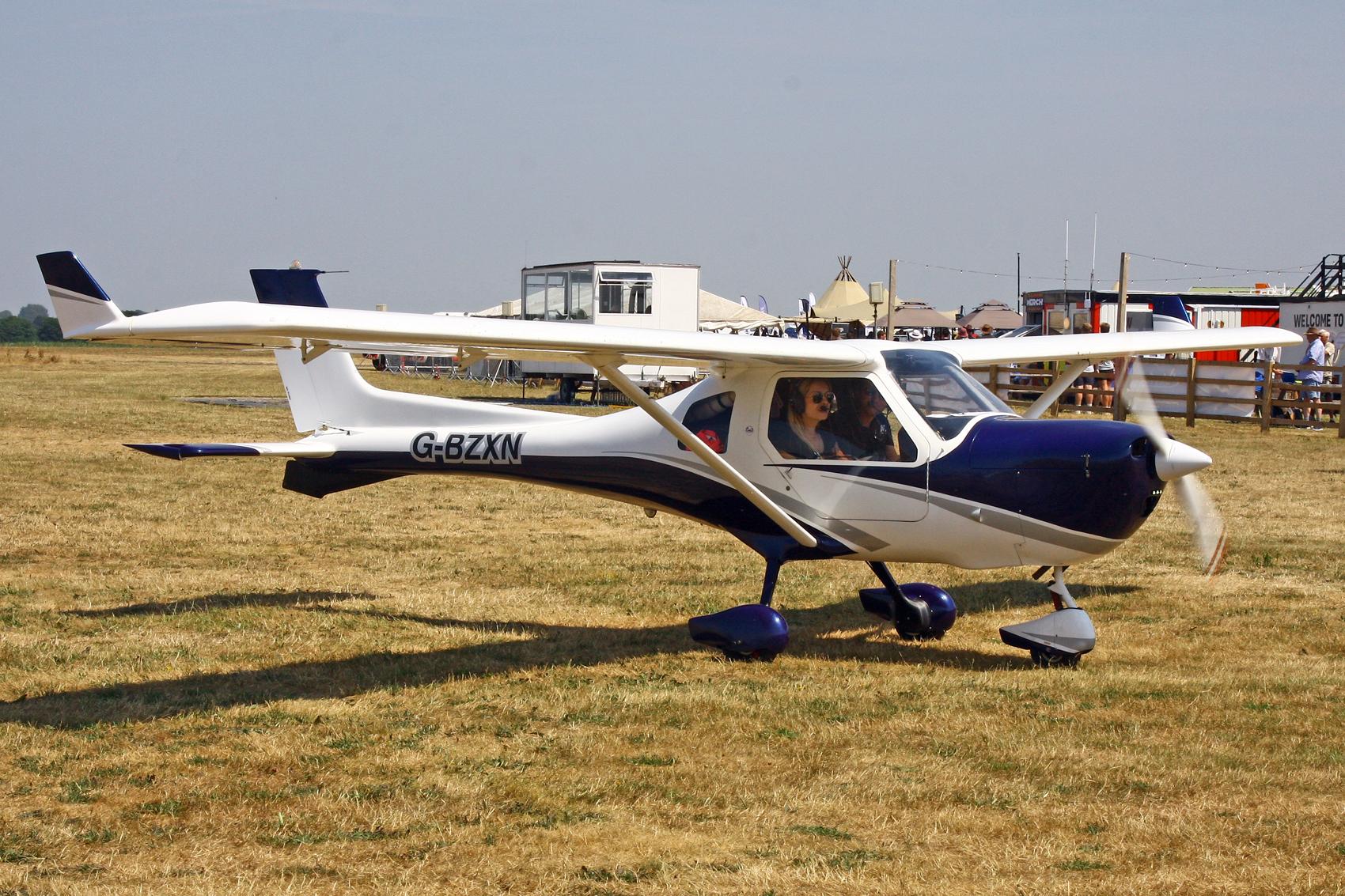 G-BZXN photo, click to enlarge