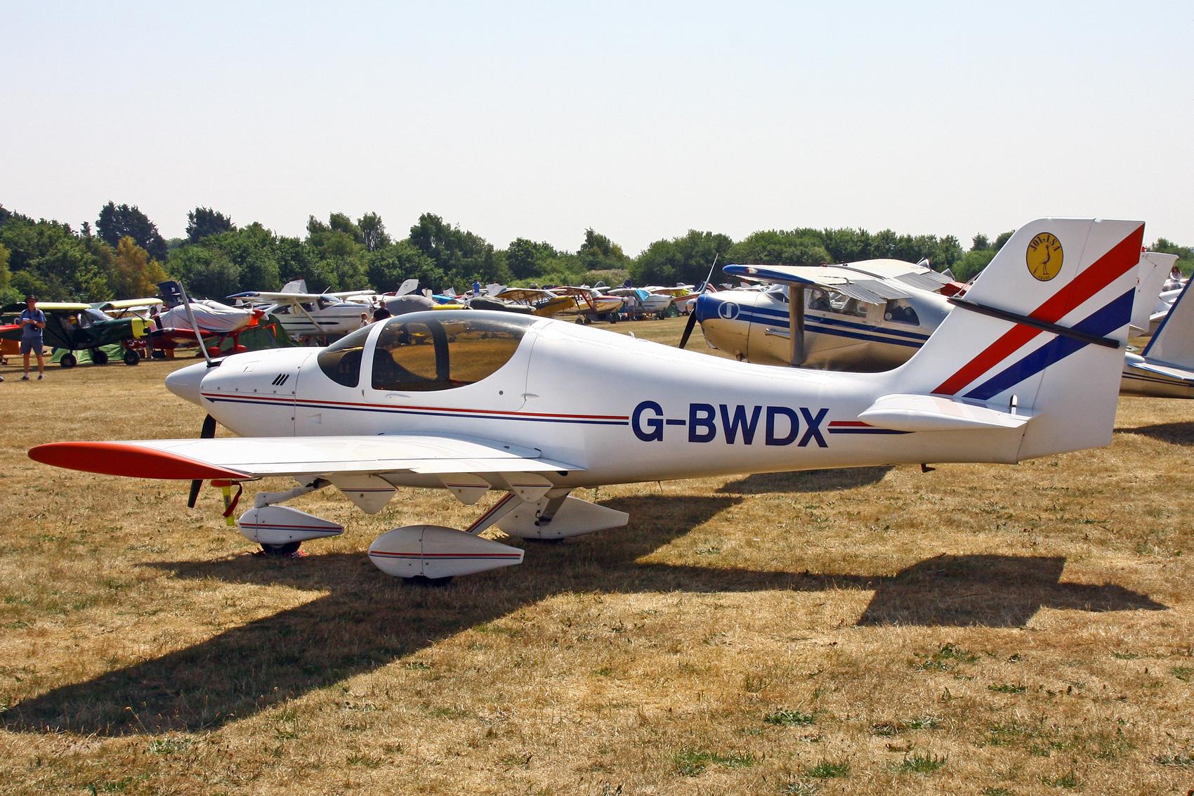 G-BWDX photo, click to enlarge