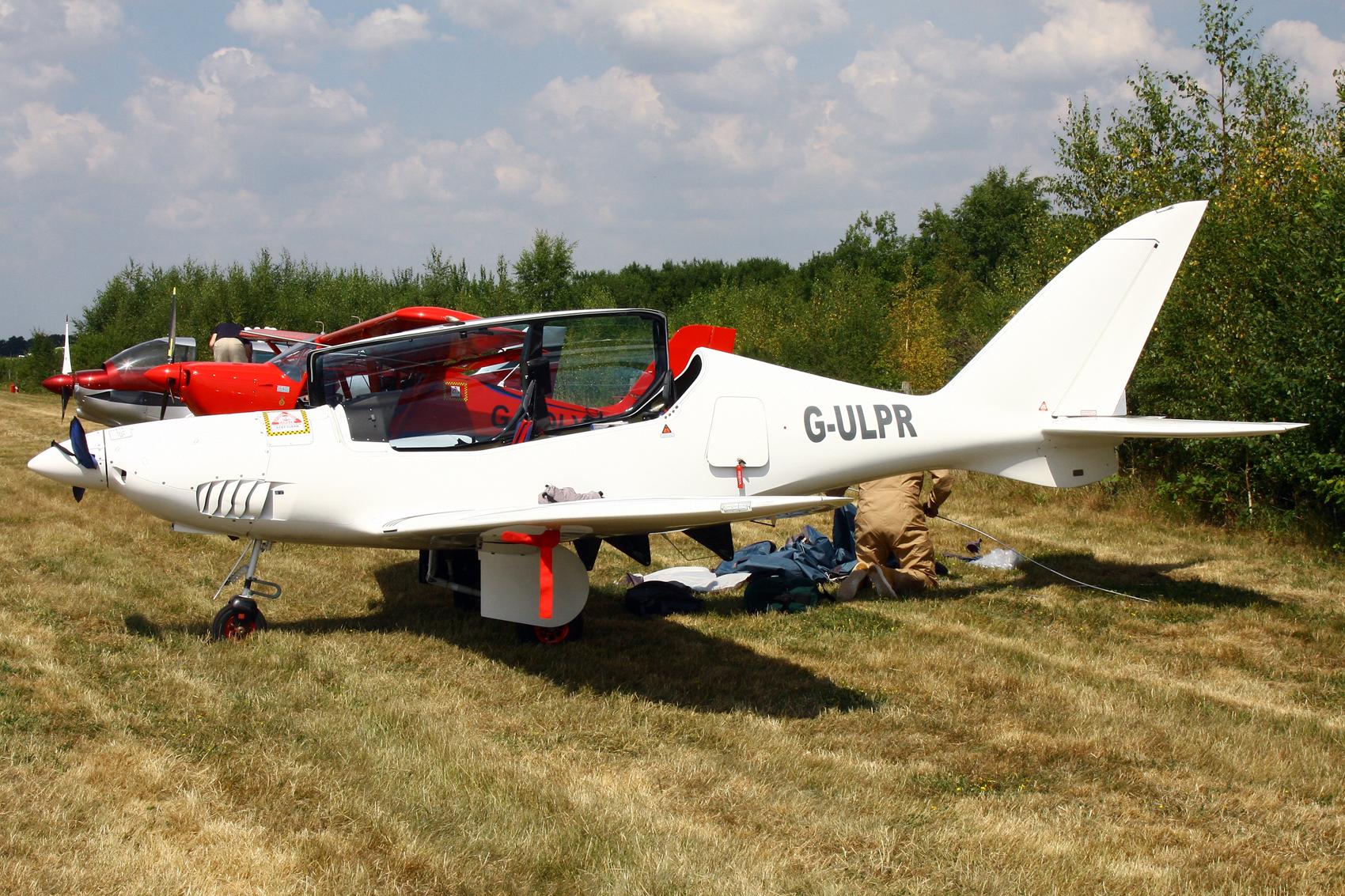 G-ULPR photo, click to enlarge