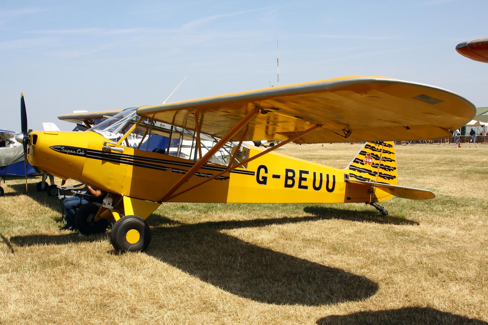 G-BEUU photo, click to enlarge