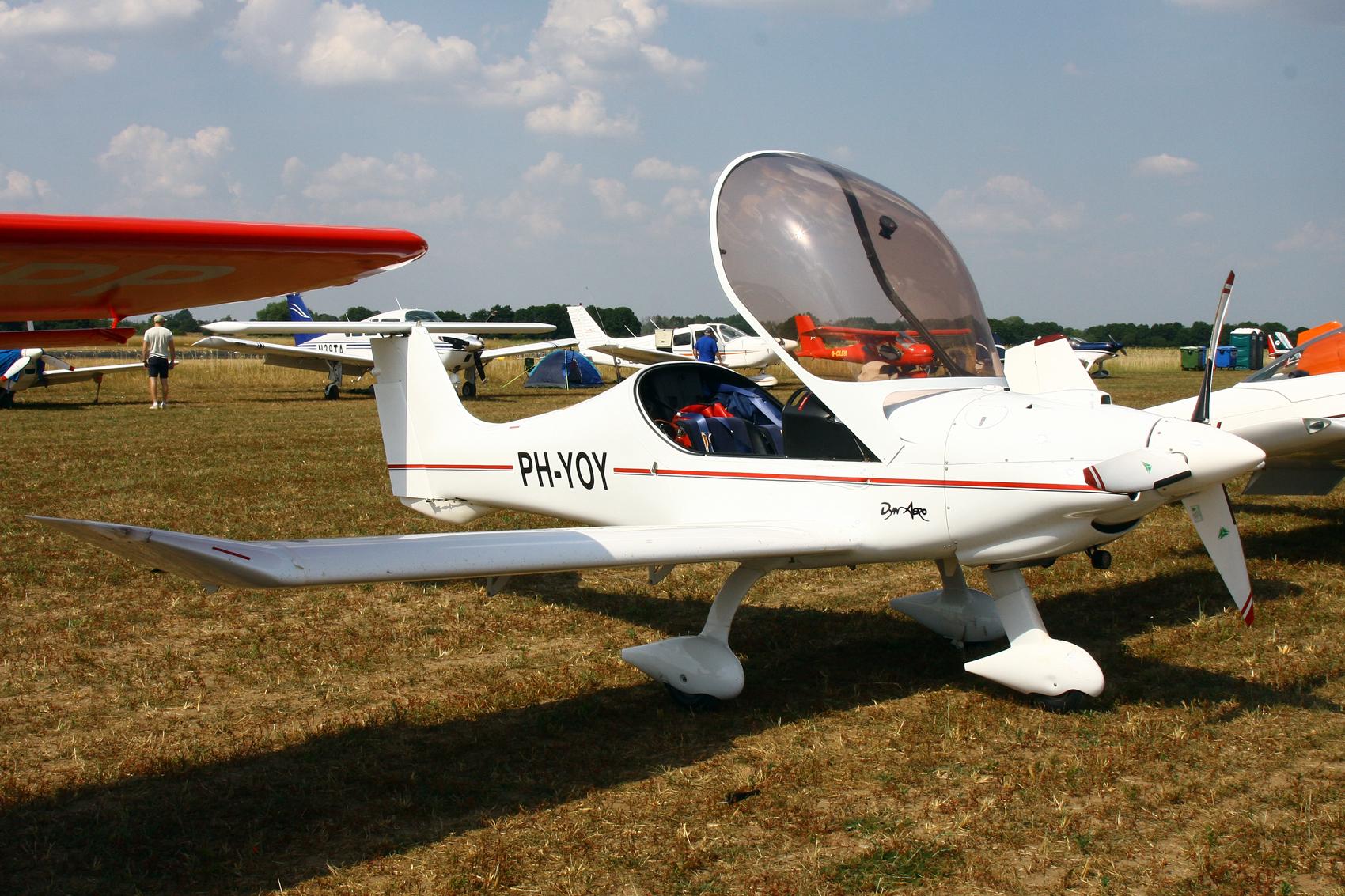 PH-YOY photo, click to enlarge
