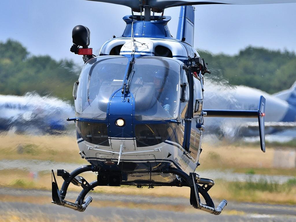 F-MJDE photo, click to enlarge