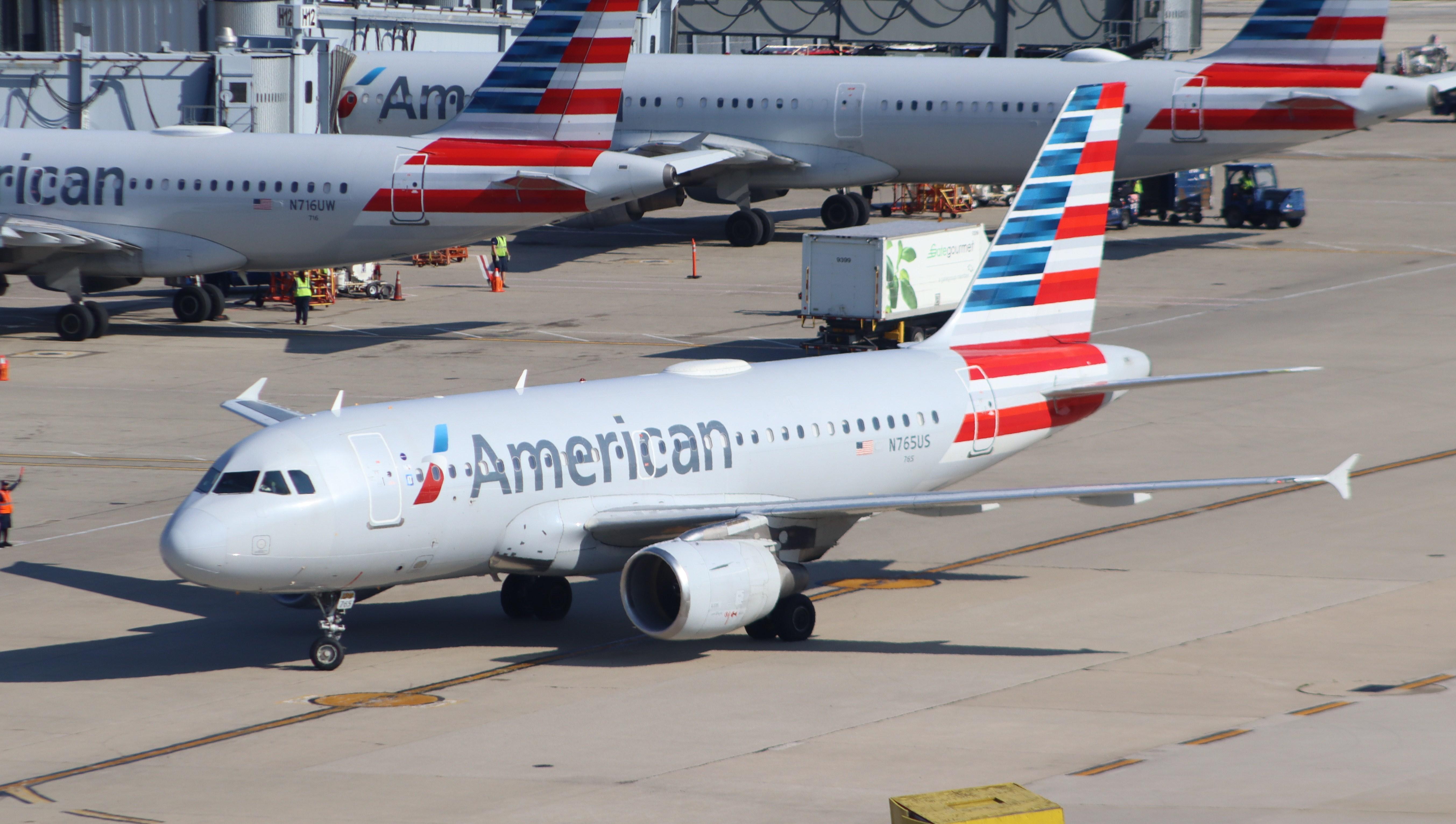 N765US photo, click to enlarge