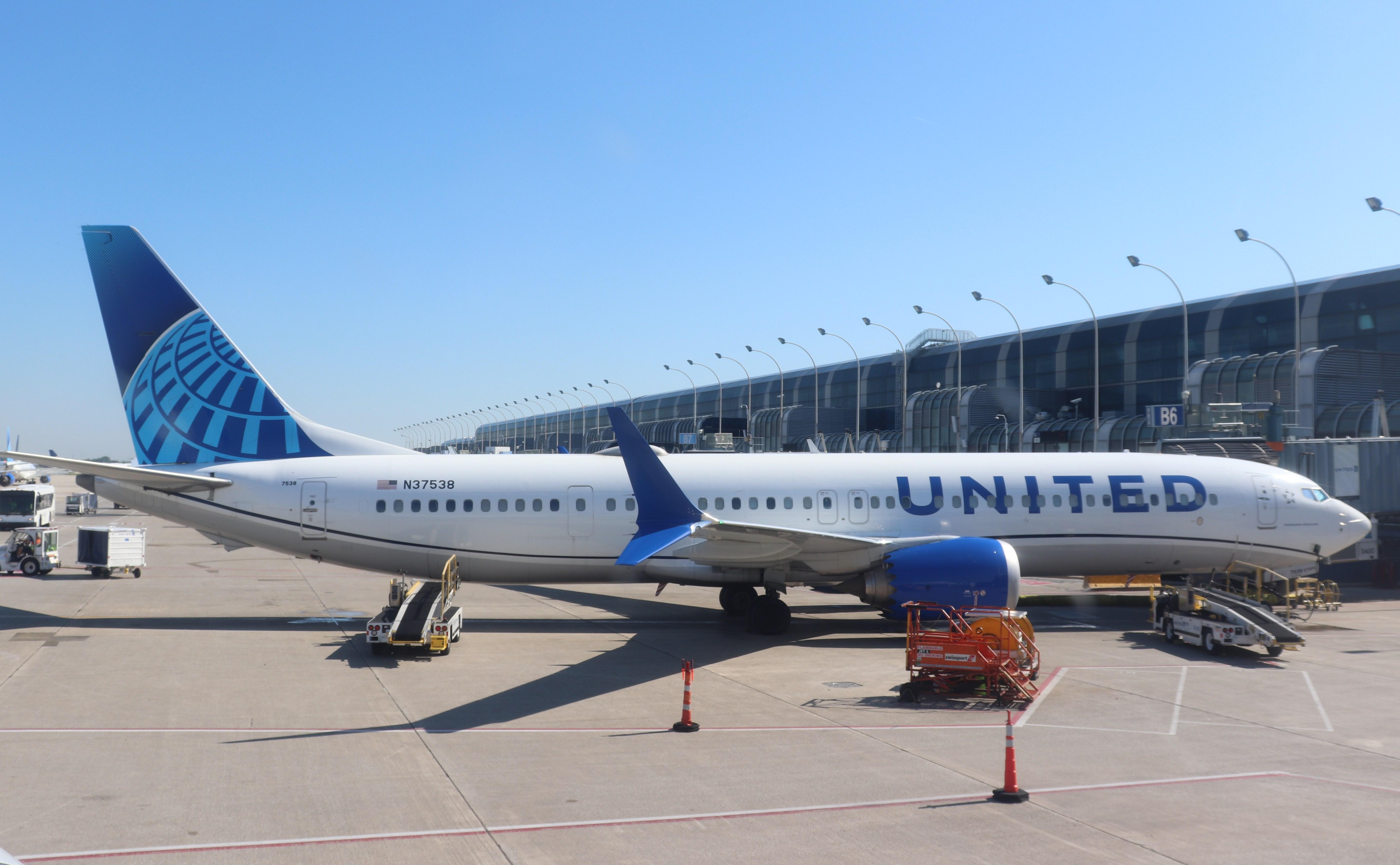 N37538 @ KORD - Boeing 737-9 MAX - by MarkPasqualino