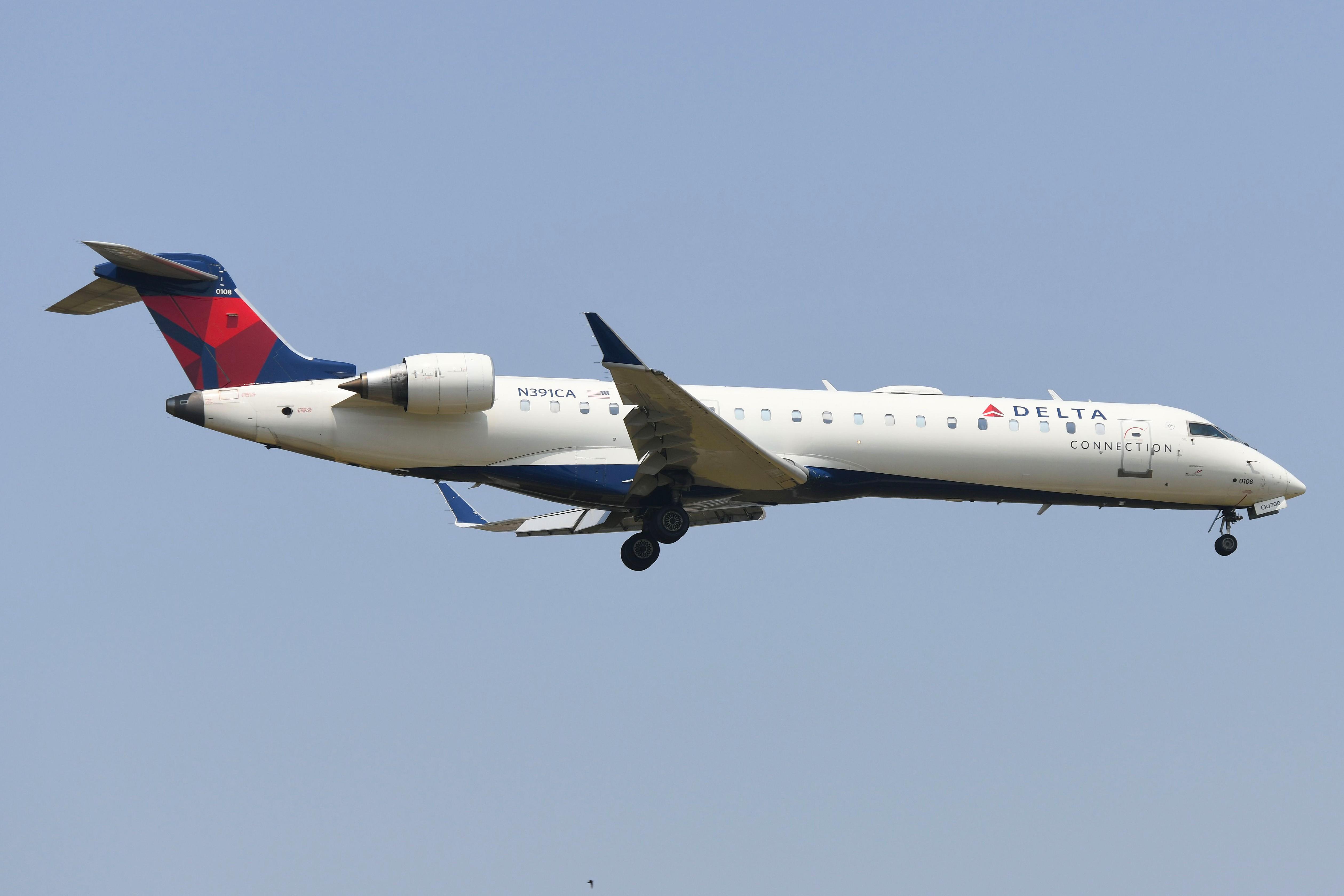 Aircraft N391CA, Delta Connection CL700, at KMKE, photo by FerryPNL