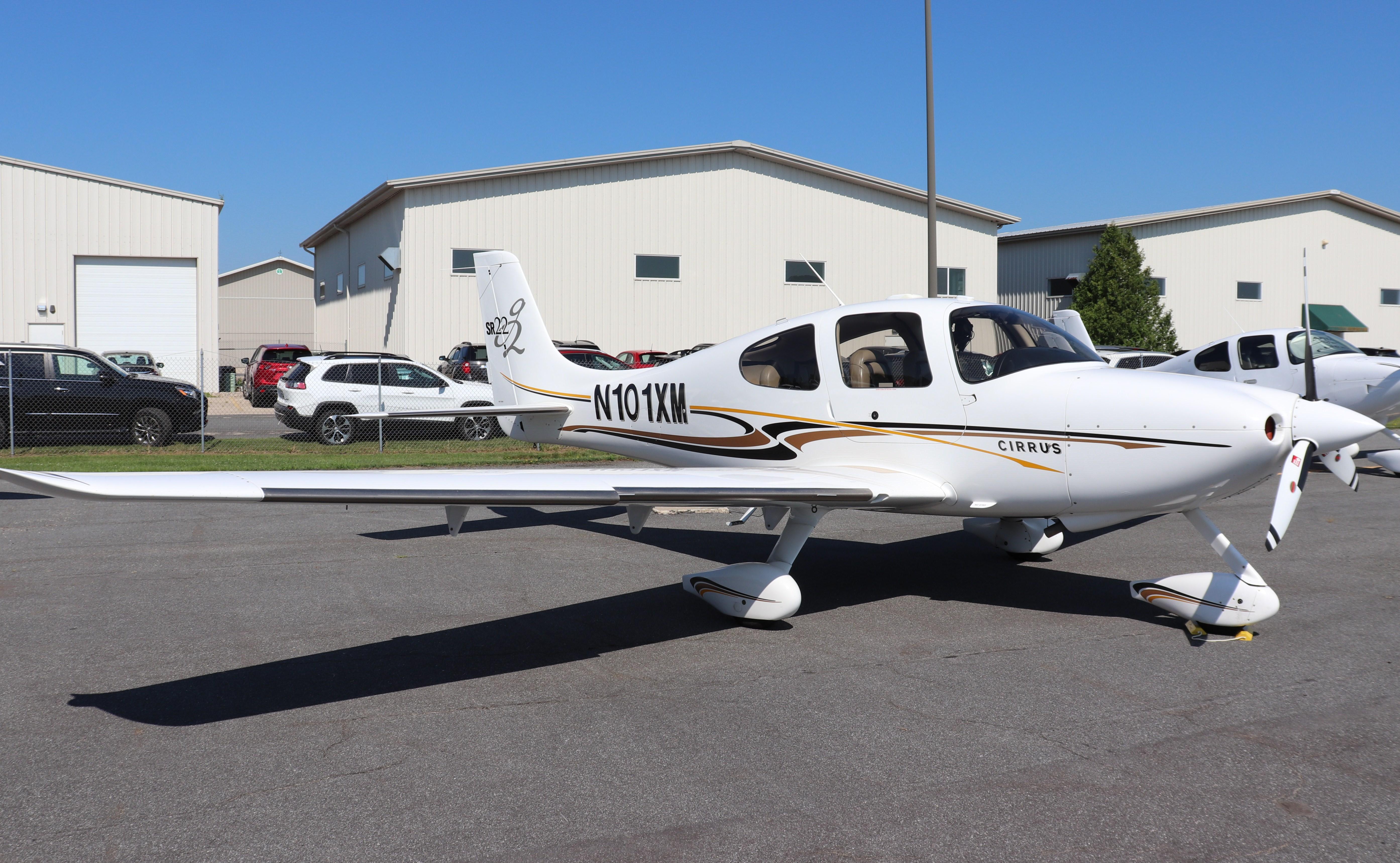 Aircraft N101XM, Cirrus SR22, at C29, photo by MarkPasqualino