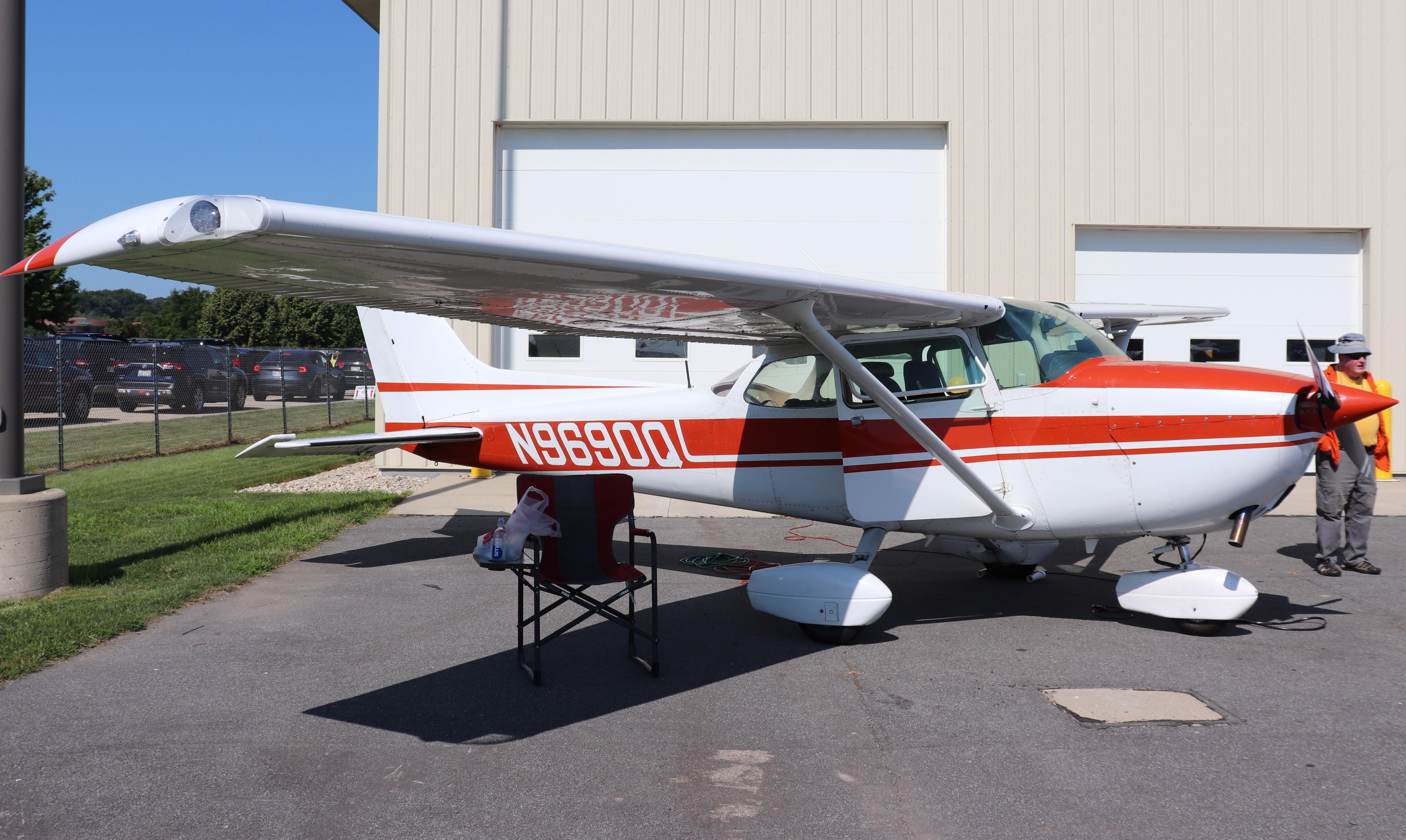 Aircraft N9690Q, Cessna 172M, at C29, photo by MarkPasqualino