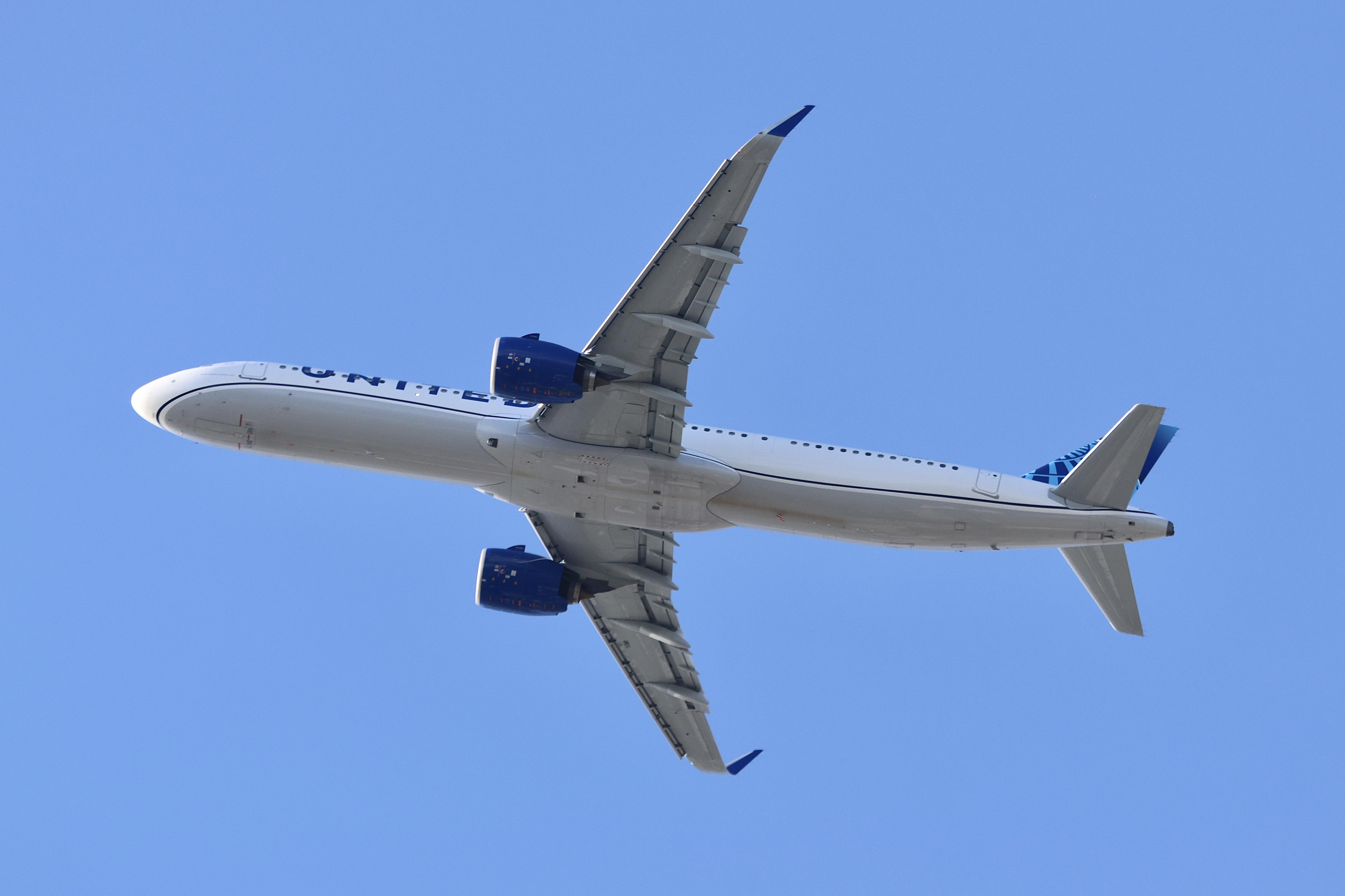 N14533 @ KORD - A21N United Airbus A321neo N14533 departing 28R KORD - by MarkKalfas