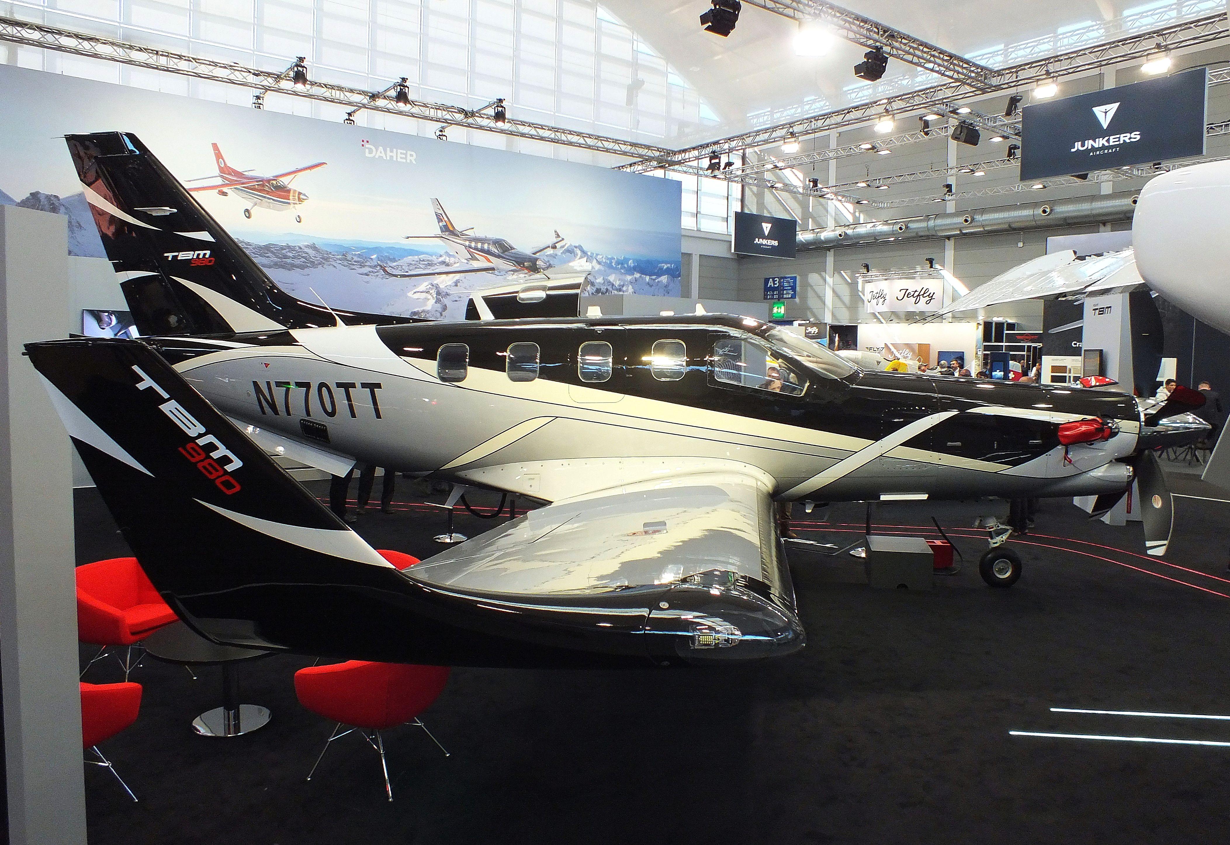 N770TT photo, click to enlarge