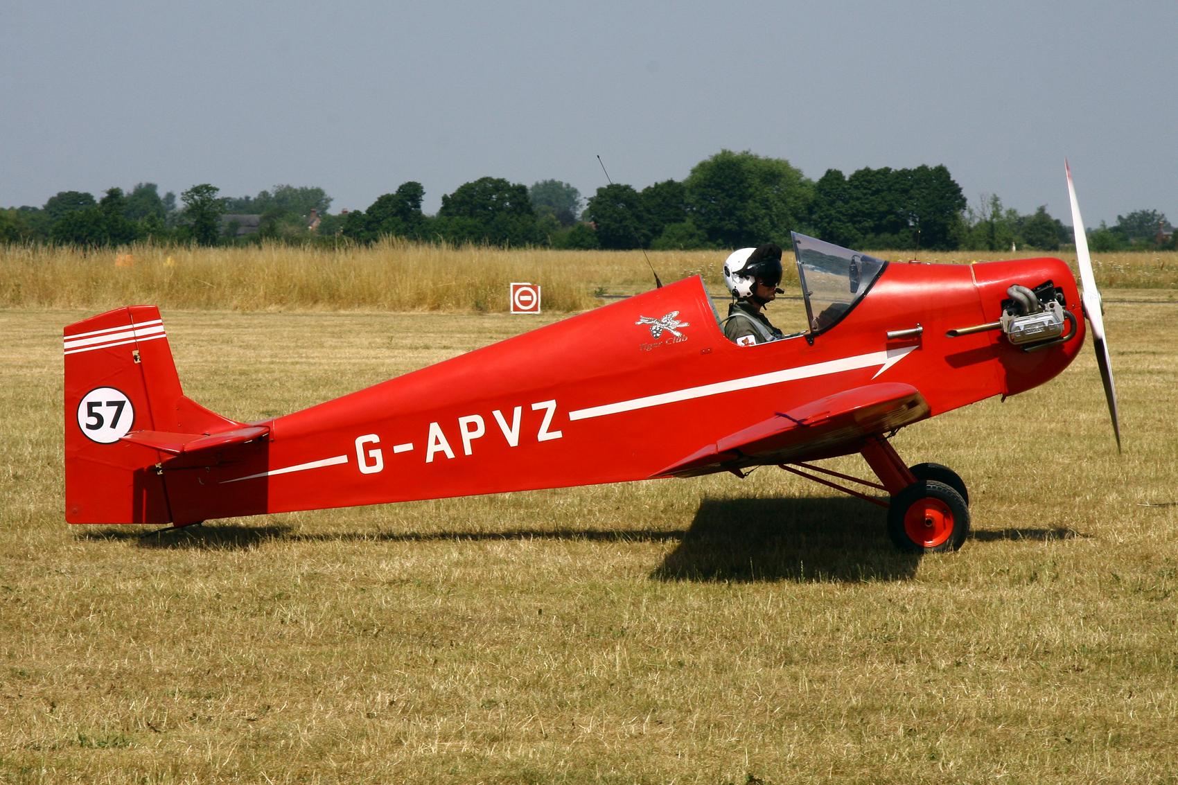 G-APVZ photo, click to enlarge