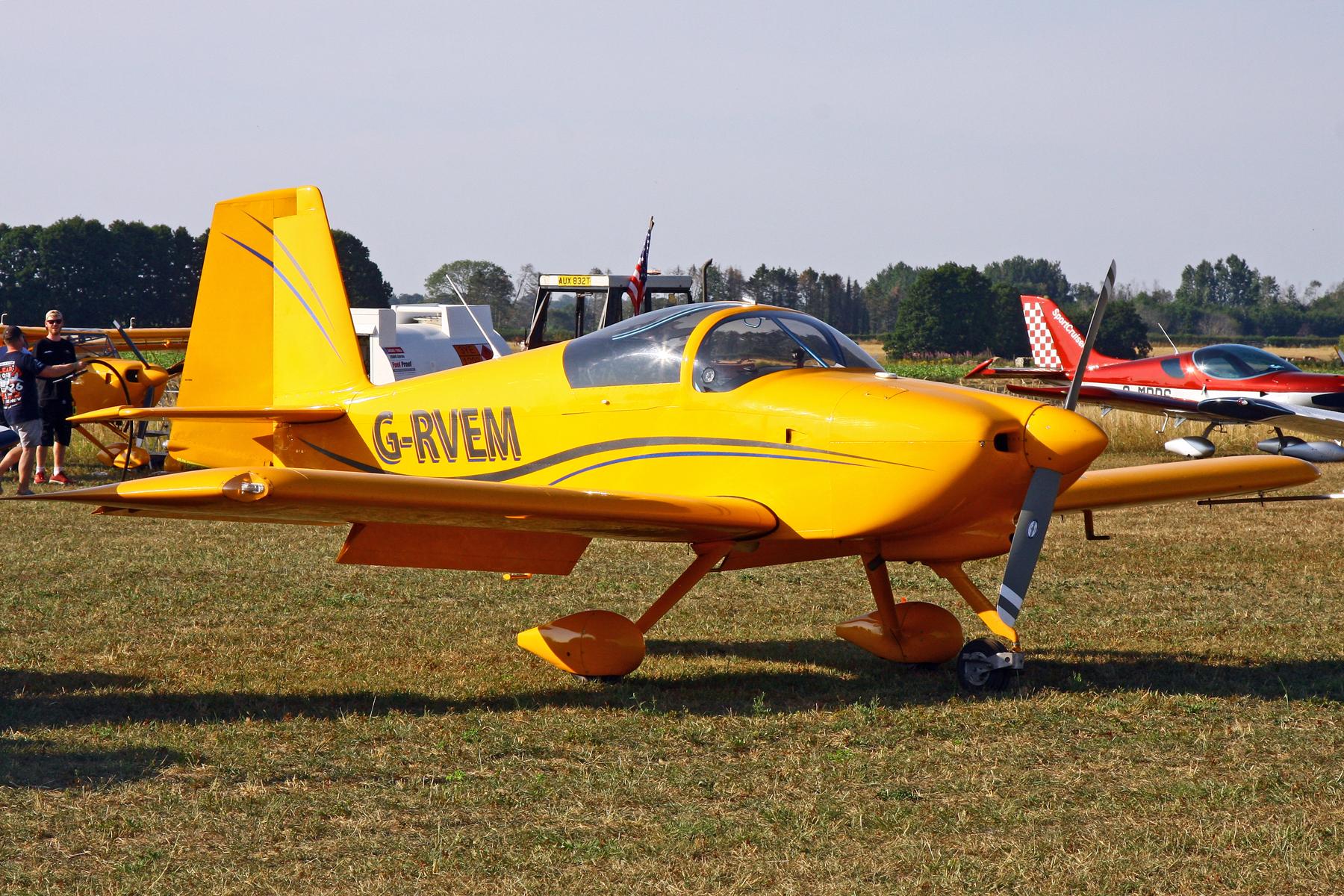 G-RVEM photo, click to enlarge