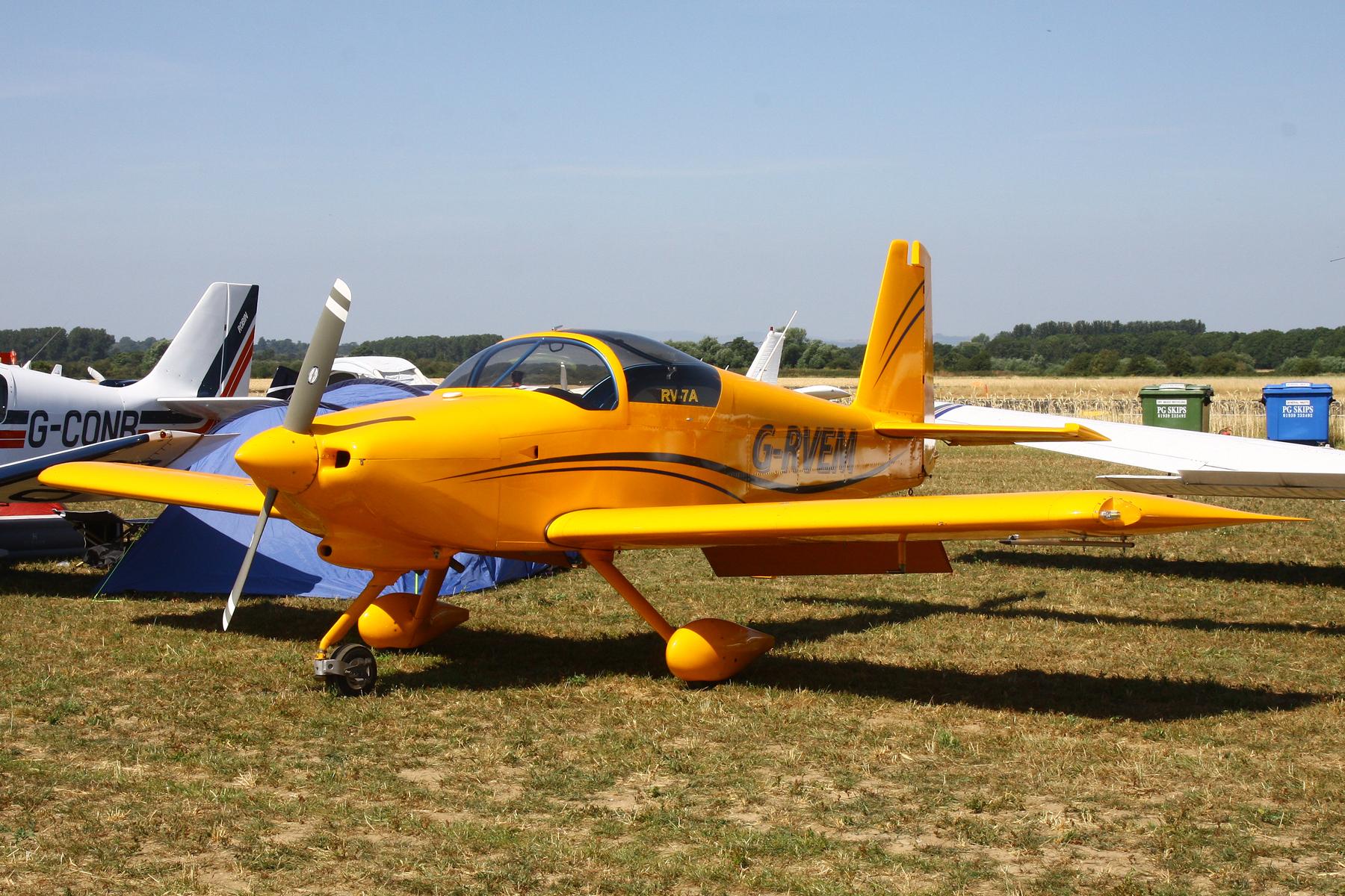 G-RVEM photo, click to enlarge