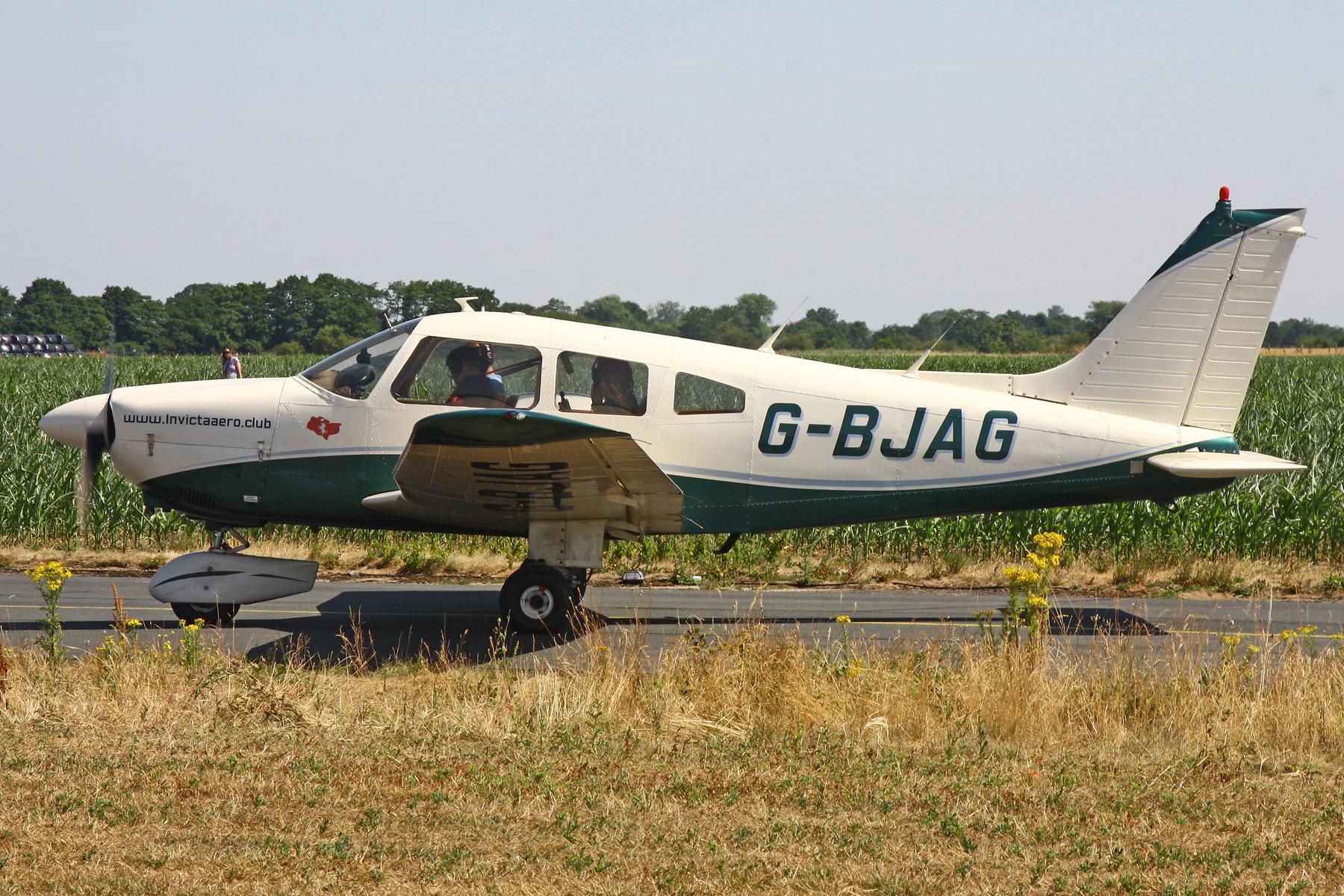 G-BJAG photo, click to enlarge