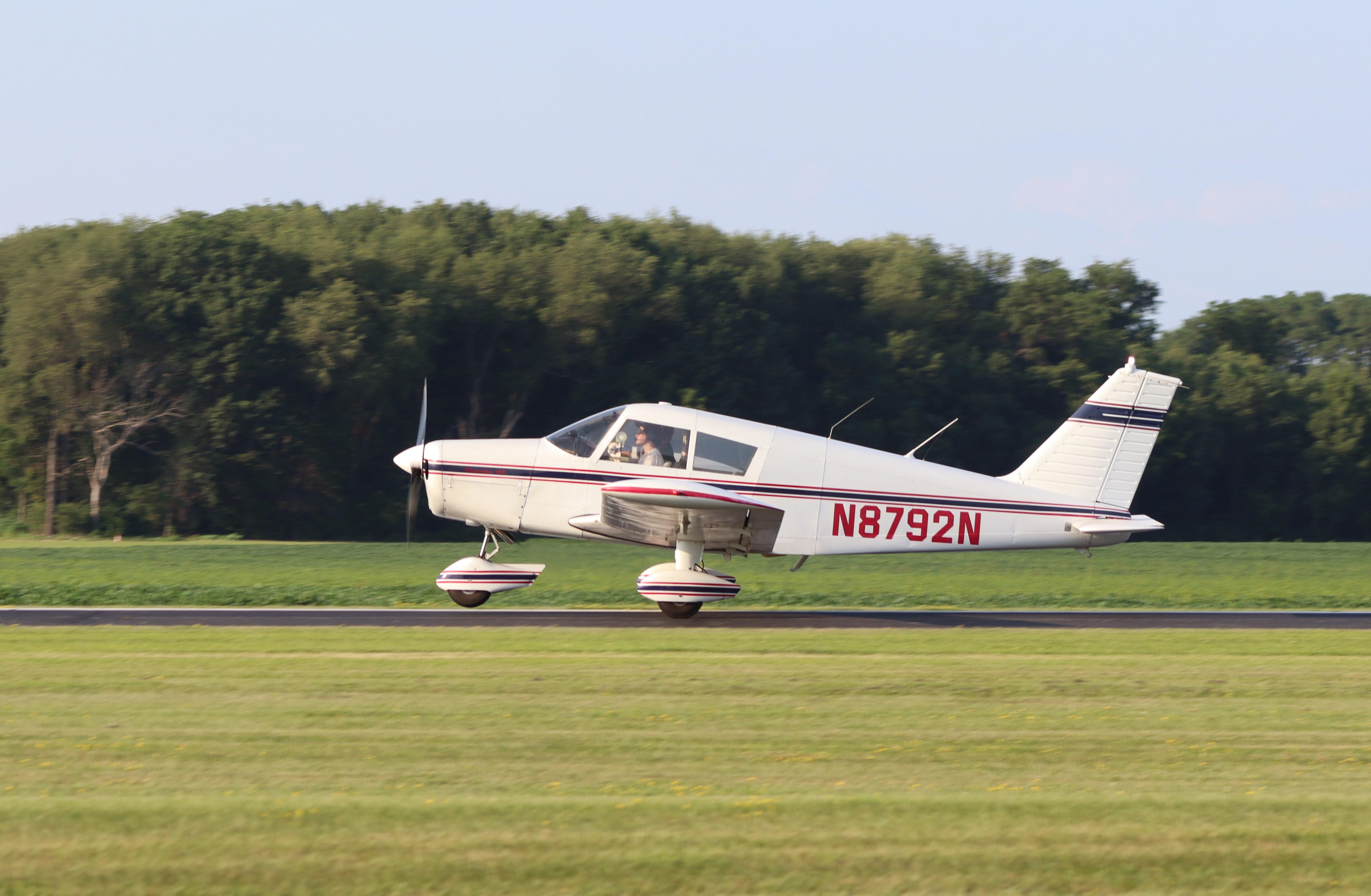 Aircraft N8792N, Piper PA-28-140, at C77, photo by MarkPasqualino