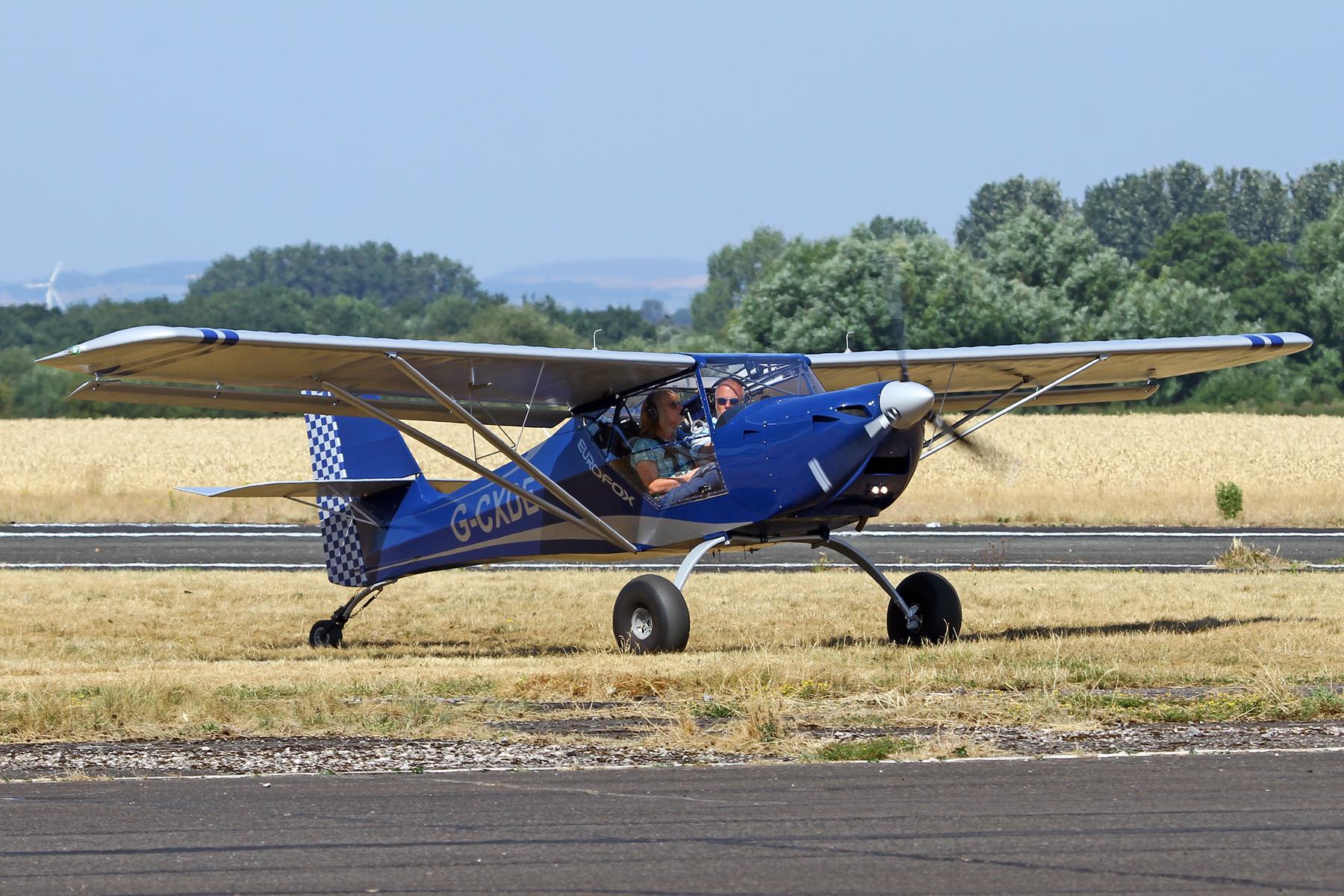 G-CXDE photo, click to enlarge