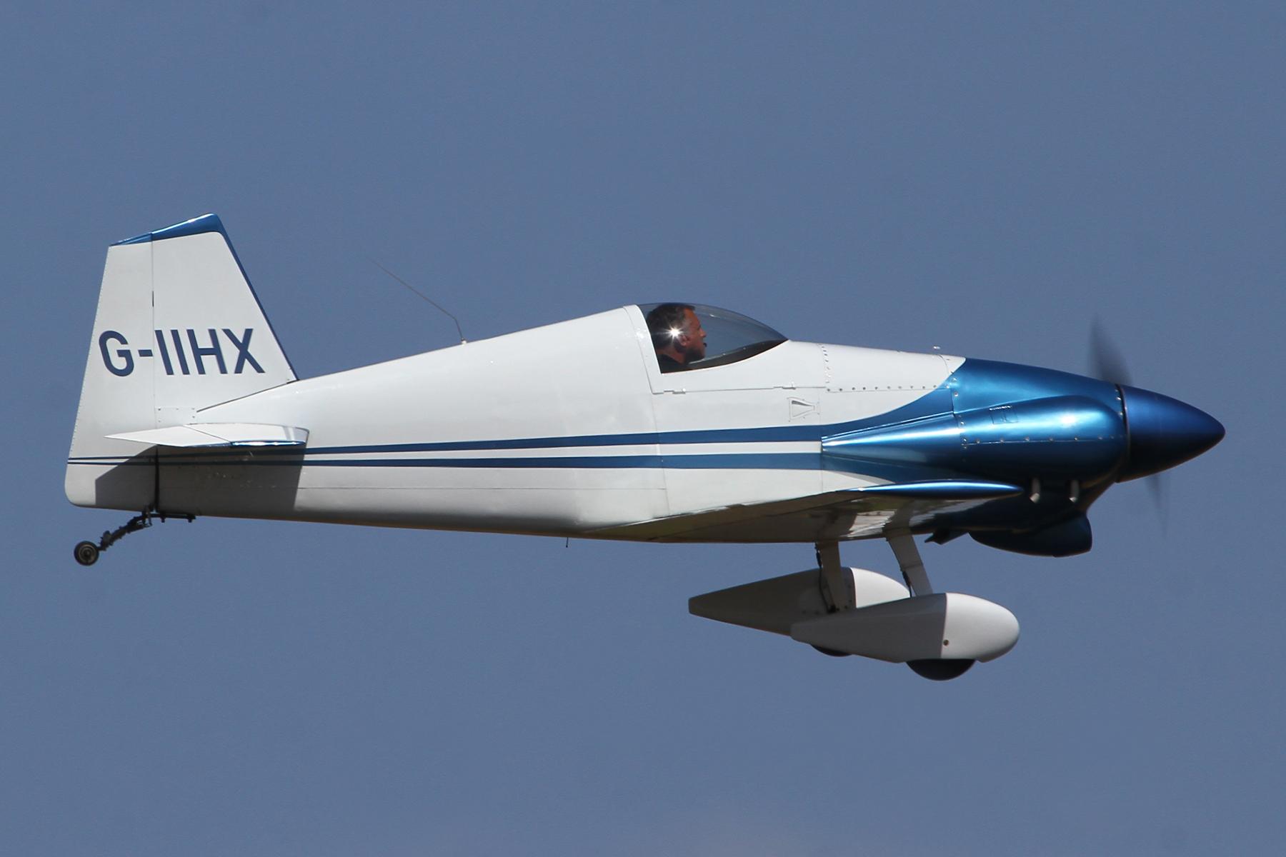 G-IIHX photo, click to enlarge