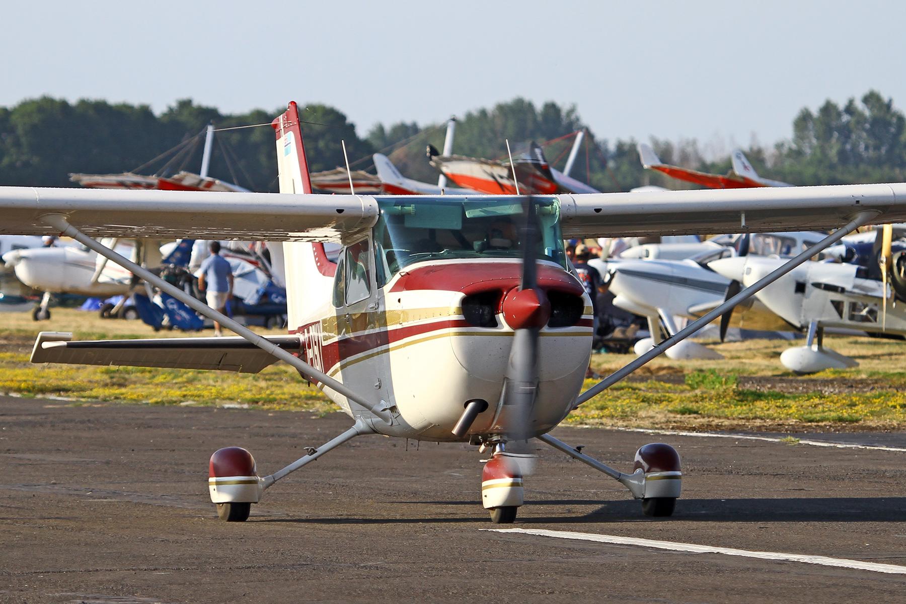 Aircraft G-OSKY, Sleapkosh 26, day 2, 11/07/26, at EGCV, photo by Chris Hall