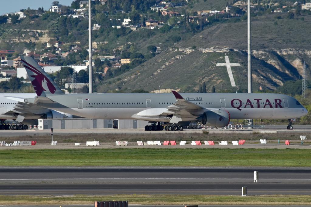 Aircraft A7-ANB, Parked, at LEMD, photo by micka2b