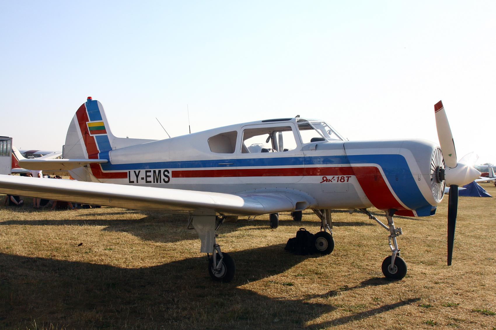 LY-EMS @ EGCV - Sleapkosh 26, day 2, 11/07/26 - by Chris Hall