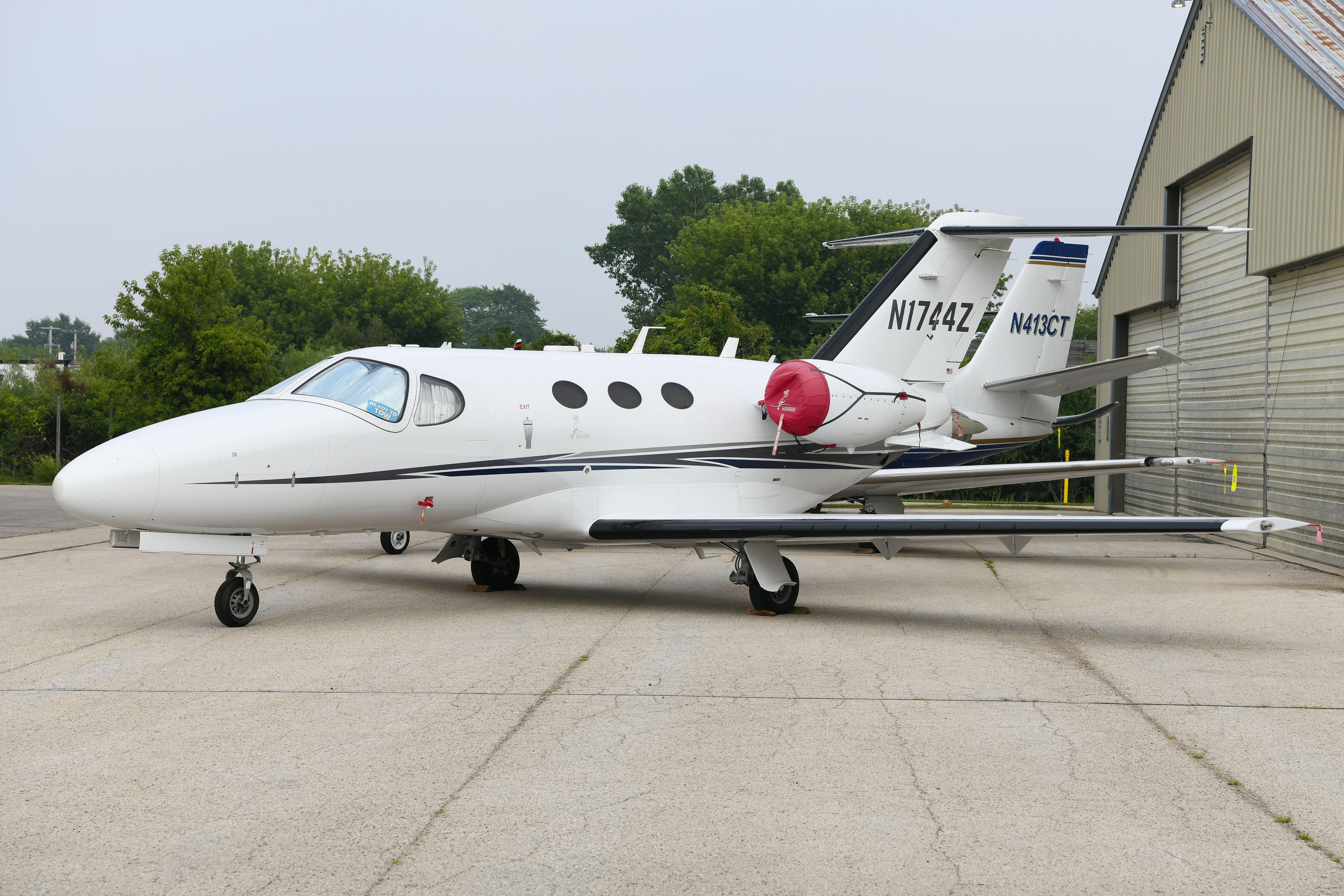 Aircraft N1744Z, Skidmo Aviation LLC, at KFLD, photo by FerryPNL