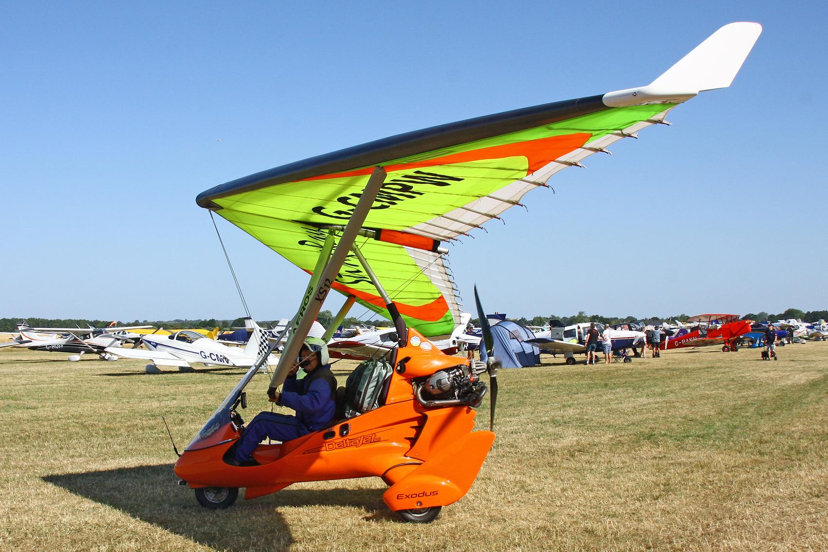 G-CMPW photo, click to enlarge
