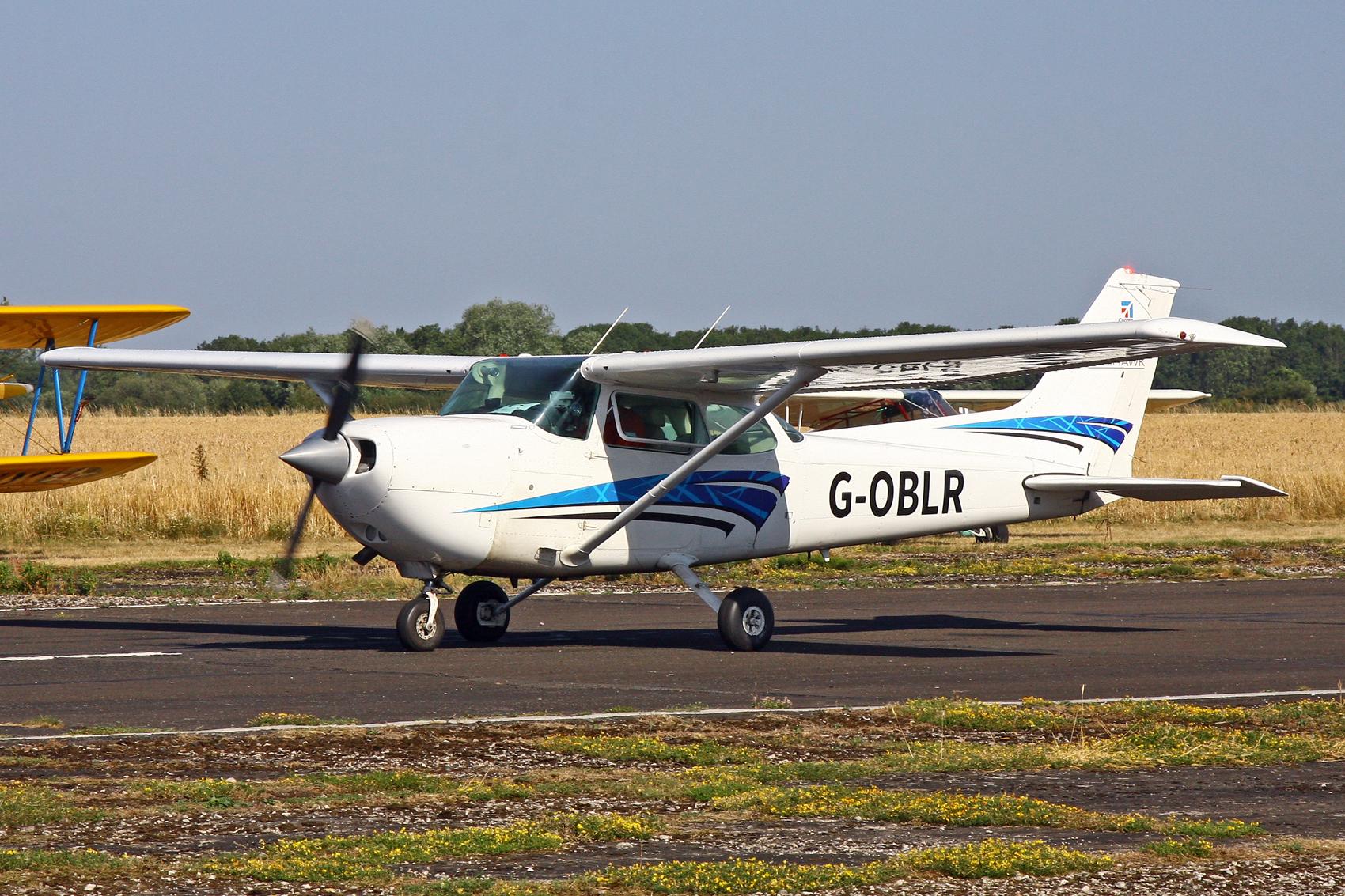 G-OBLR photo, click to enlarge