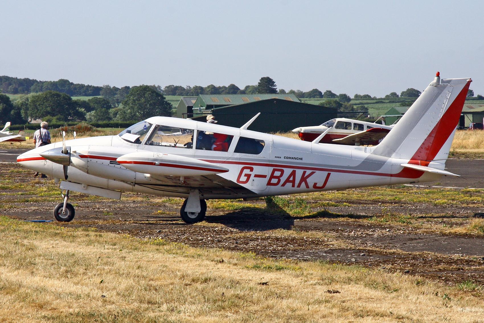 G-BAKI photo, click to enlarge