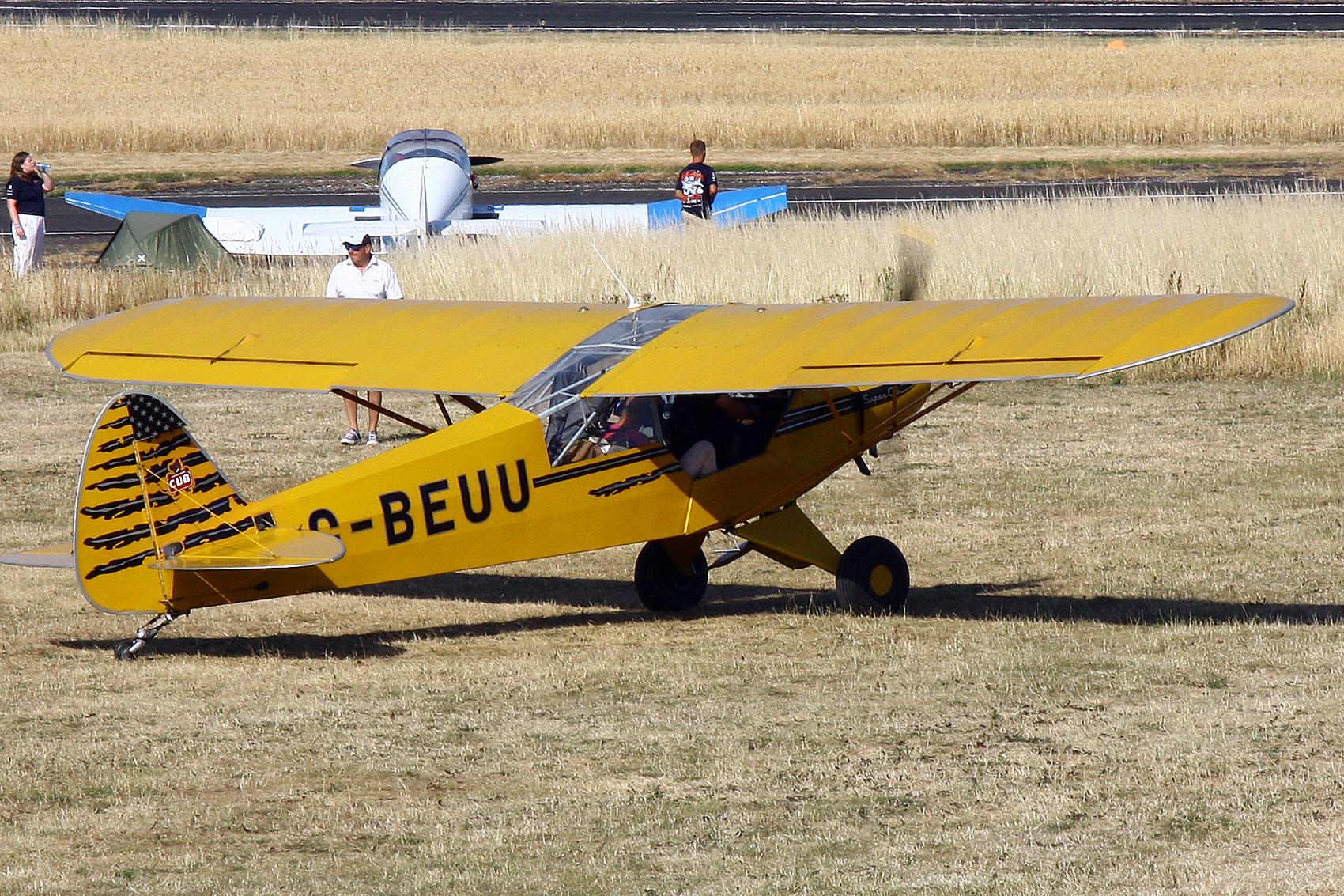 G-BEUU photo, click to enlarge