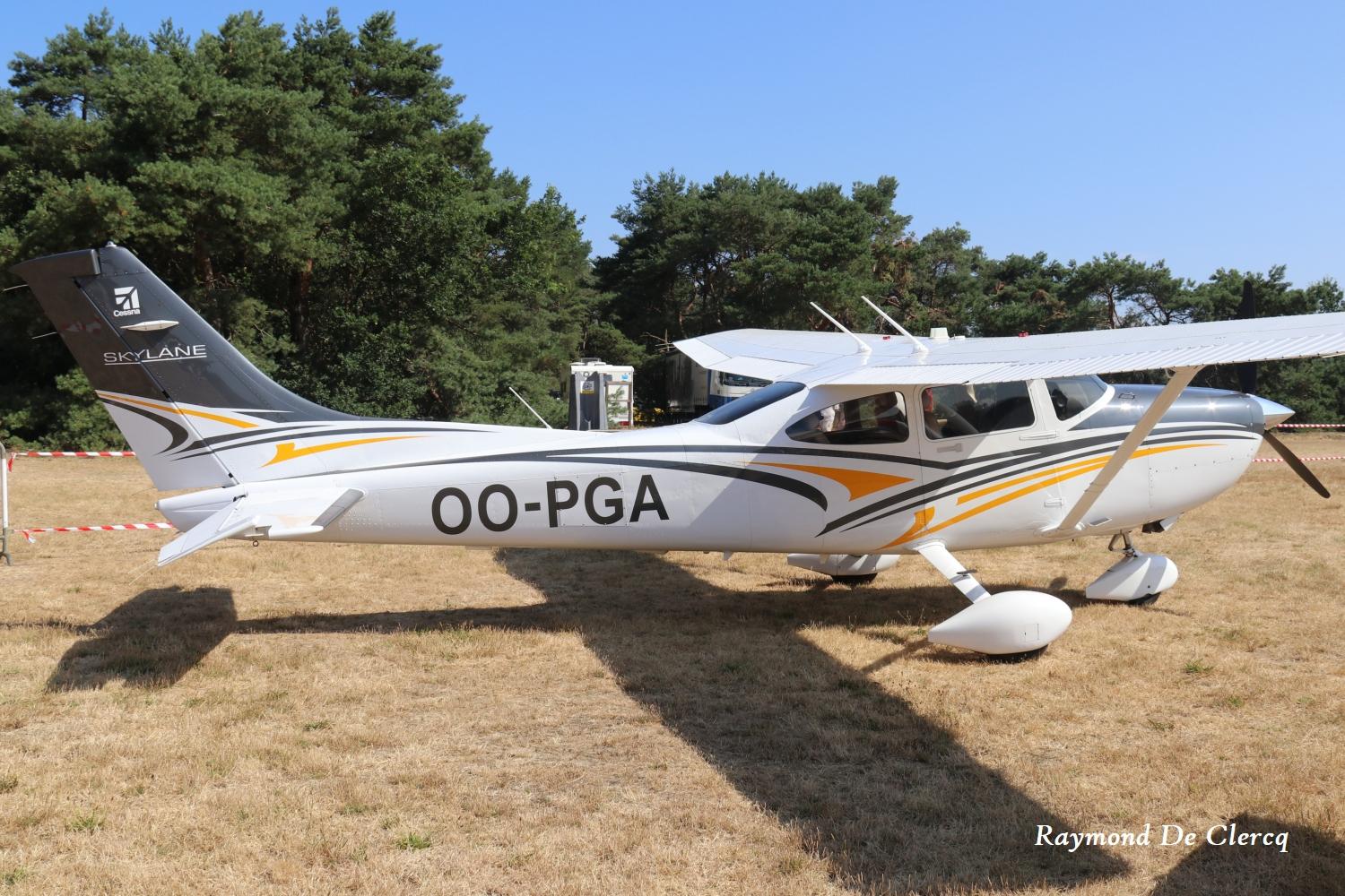 OO-PGA photo, click to enlarge