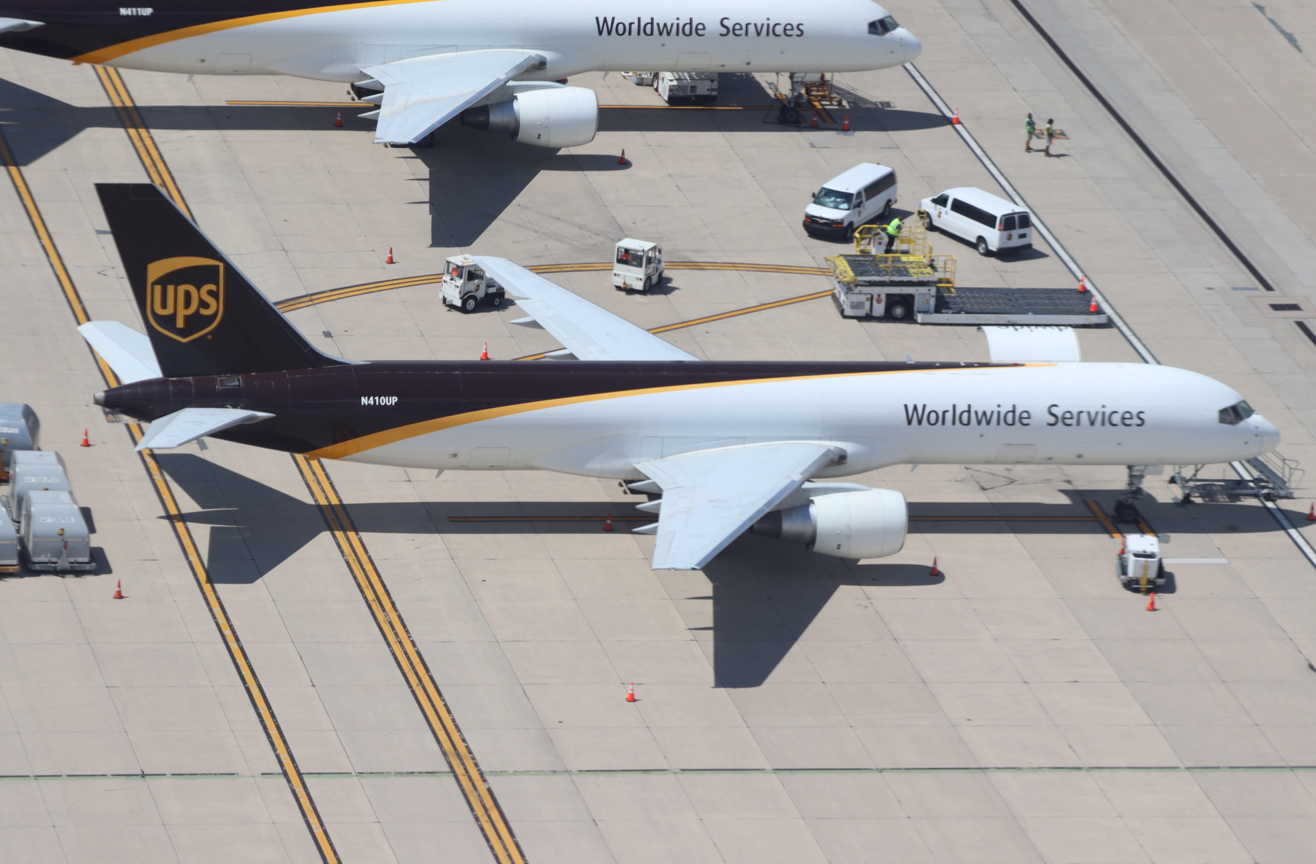 Aircraft N410UP, Boeing 757-24APF, at KRFD, photo by MarkPasqualino