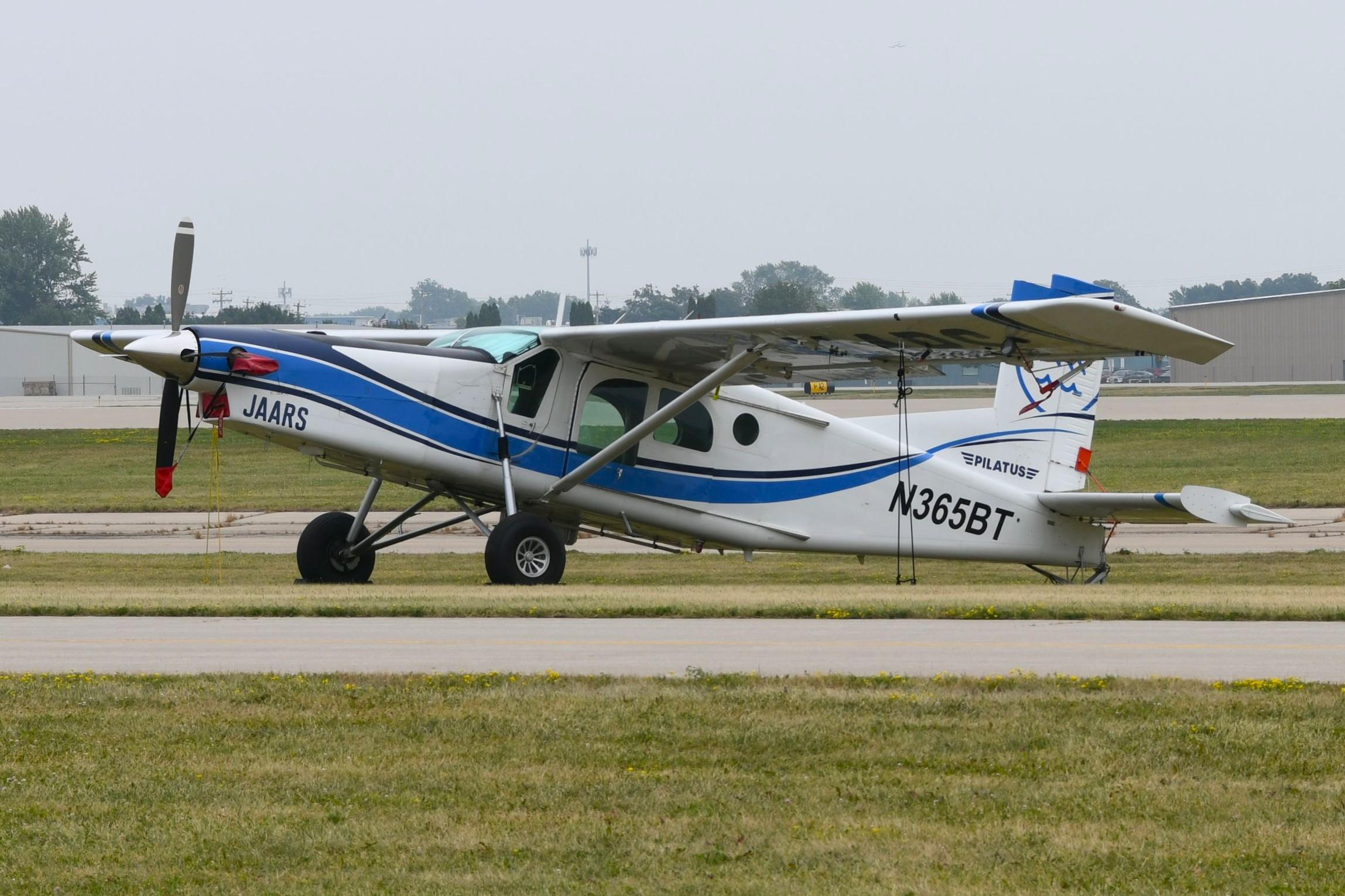 N365BT photo, click to enlarge