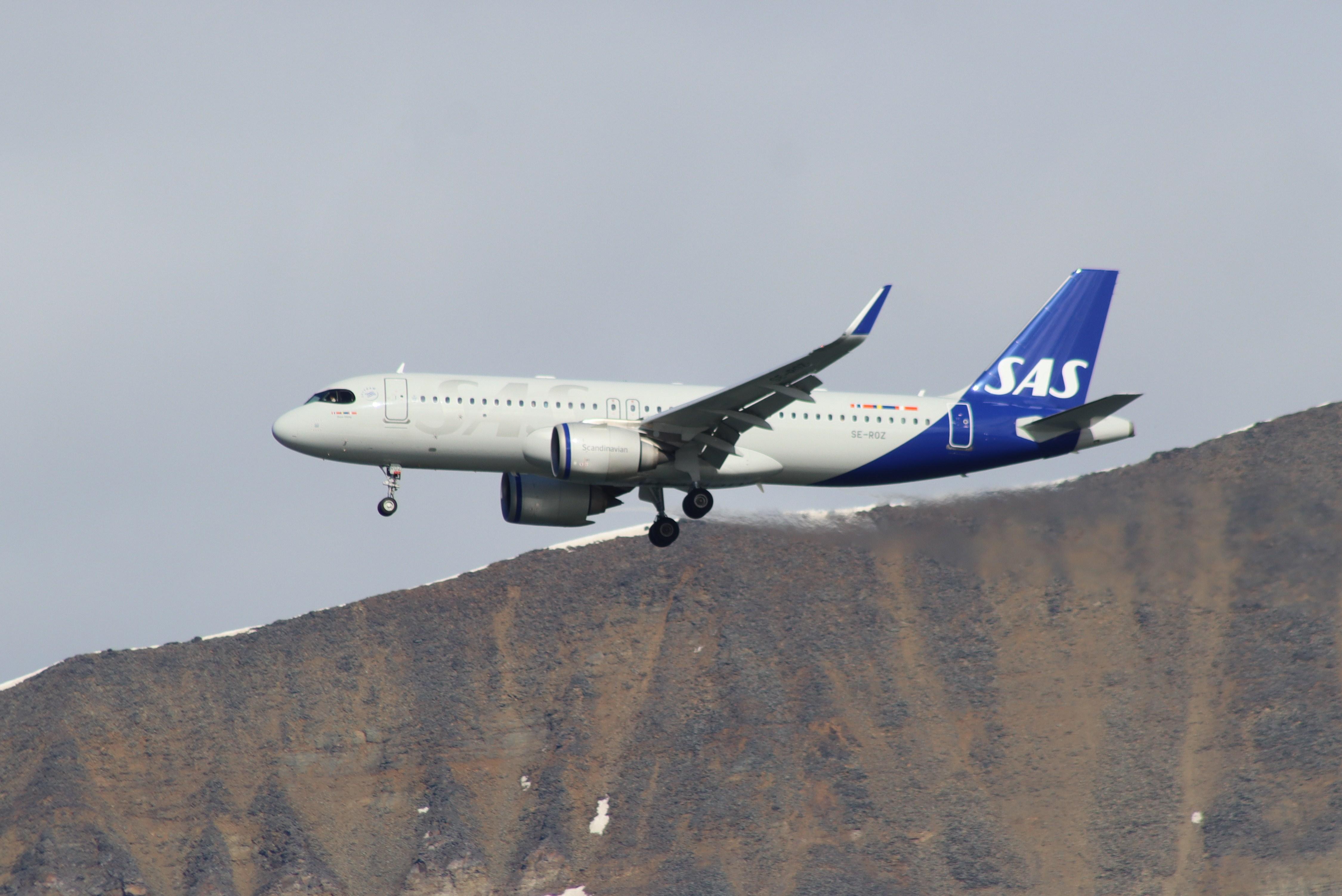 Aircraft SE-ROZ, Airbus A320-251N, at ENSB, photo by MarkPasqualino