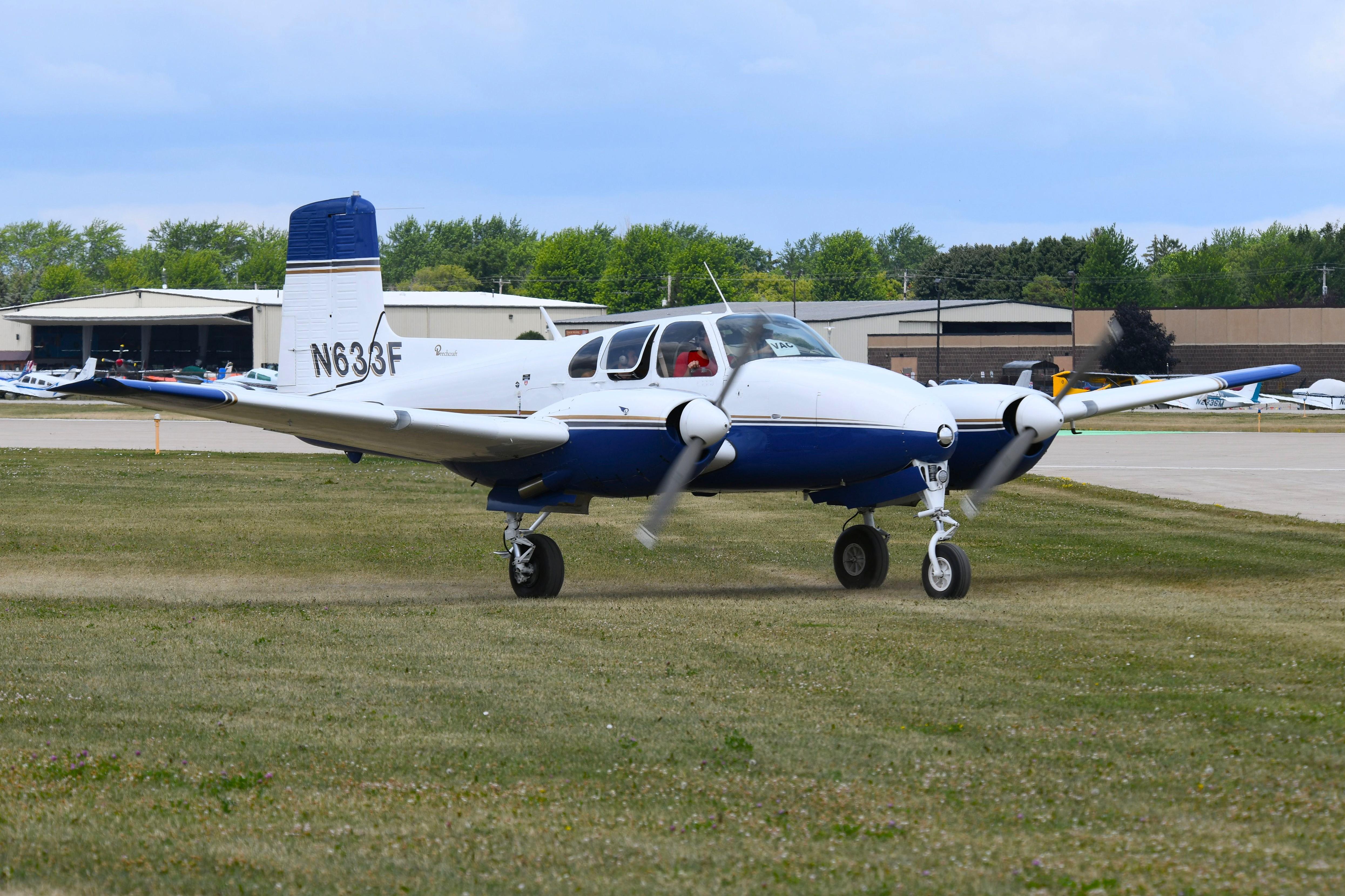 N633F photo, click to enlarge