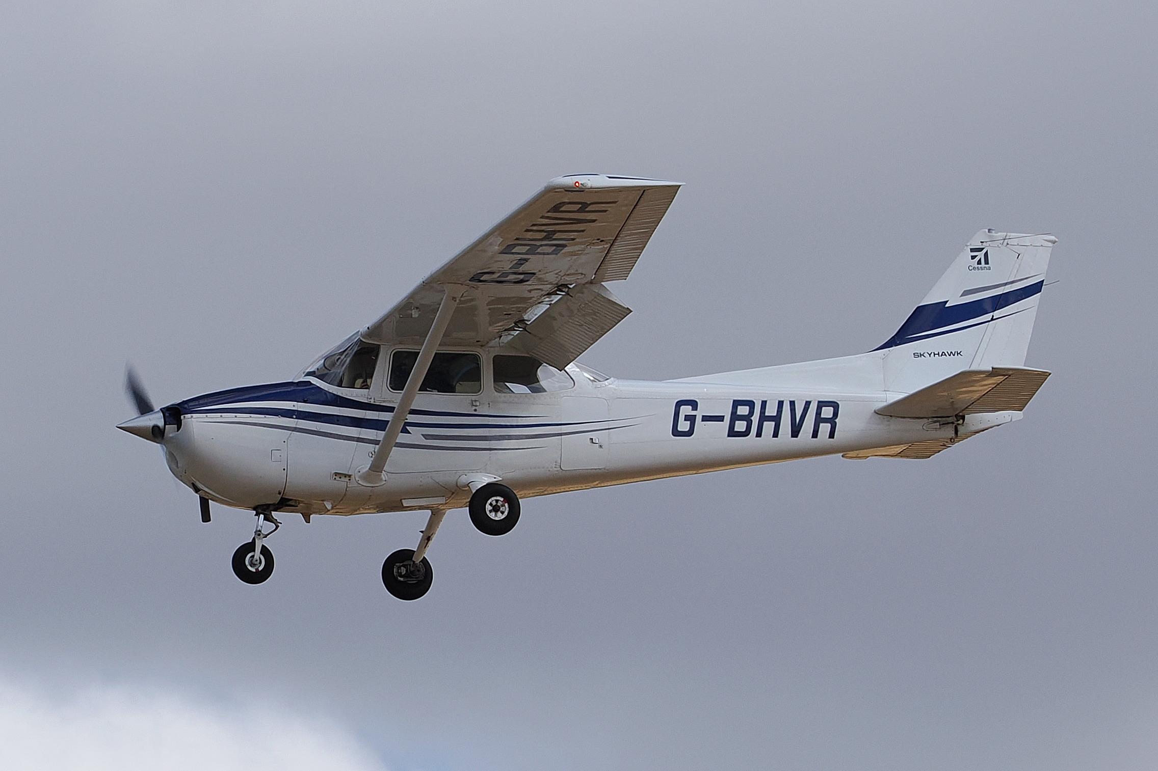 Aircraft G-BHVR, Landing at Norwich., at EGSH, photo by Graham Reeve