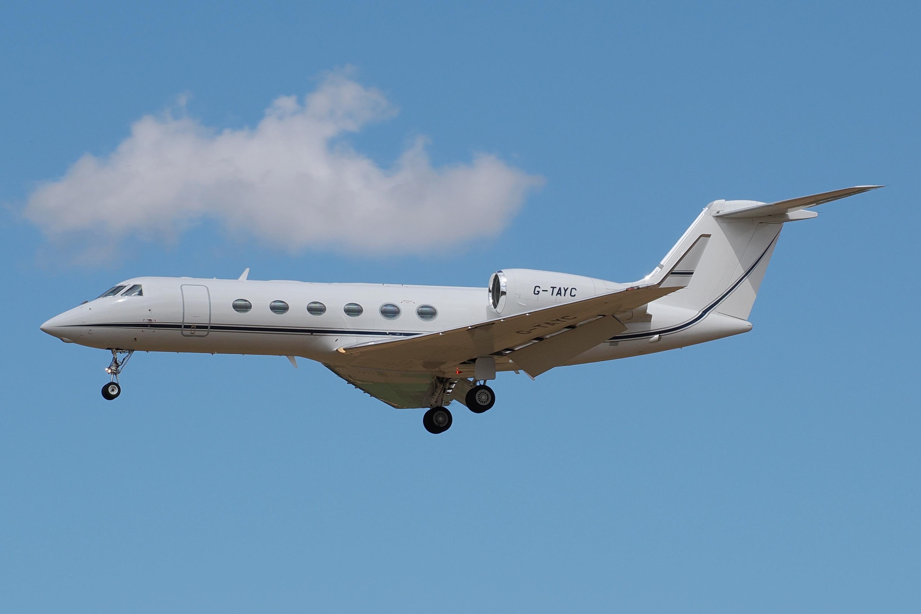 Aircraft G-TAYC, Landing at Norwich., at EGSH, photo by Graham Reeve
