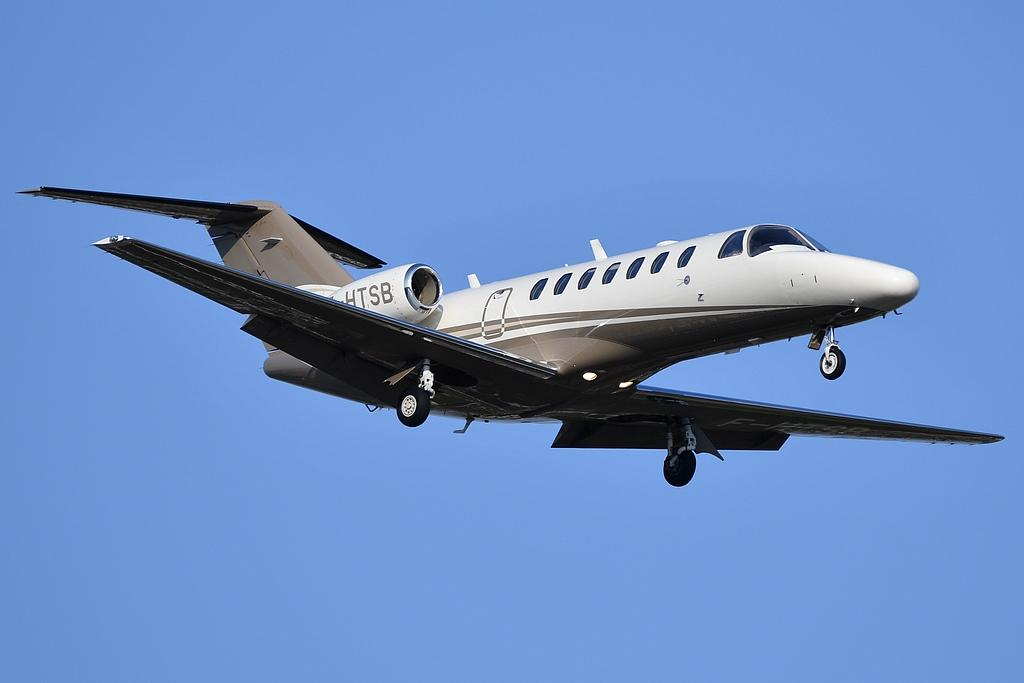 F-HTSB photo, click to enlarge