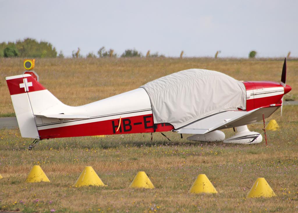 HB-EMZ photo, click to enlarge