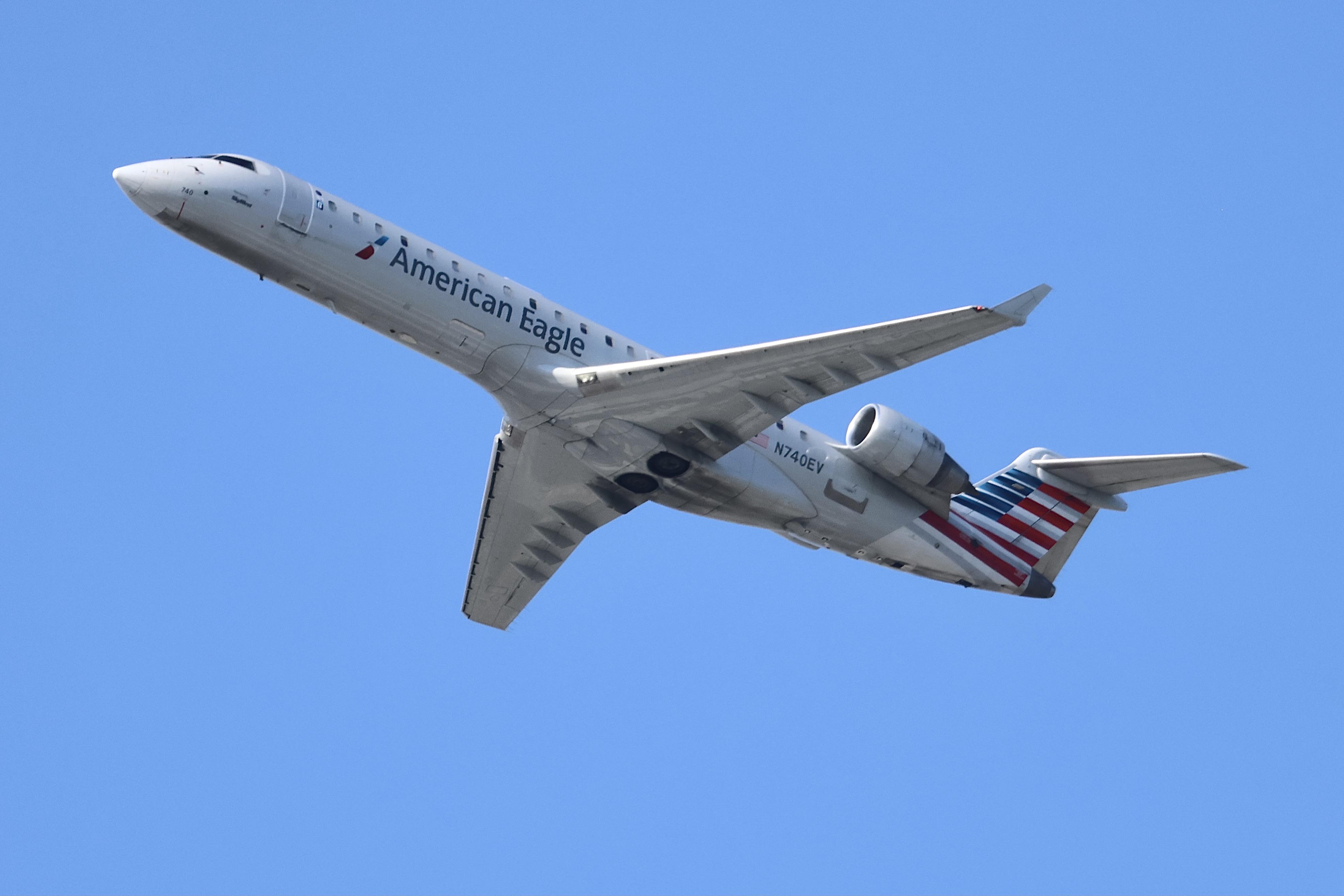 N740EV photo, click to enlarge