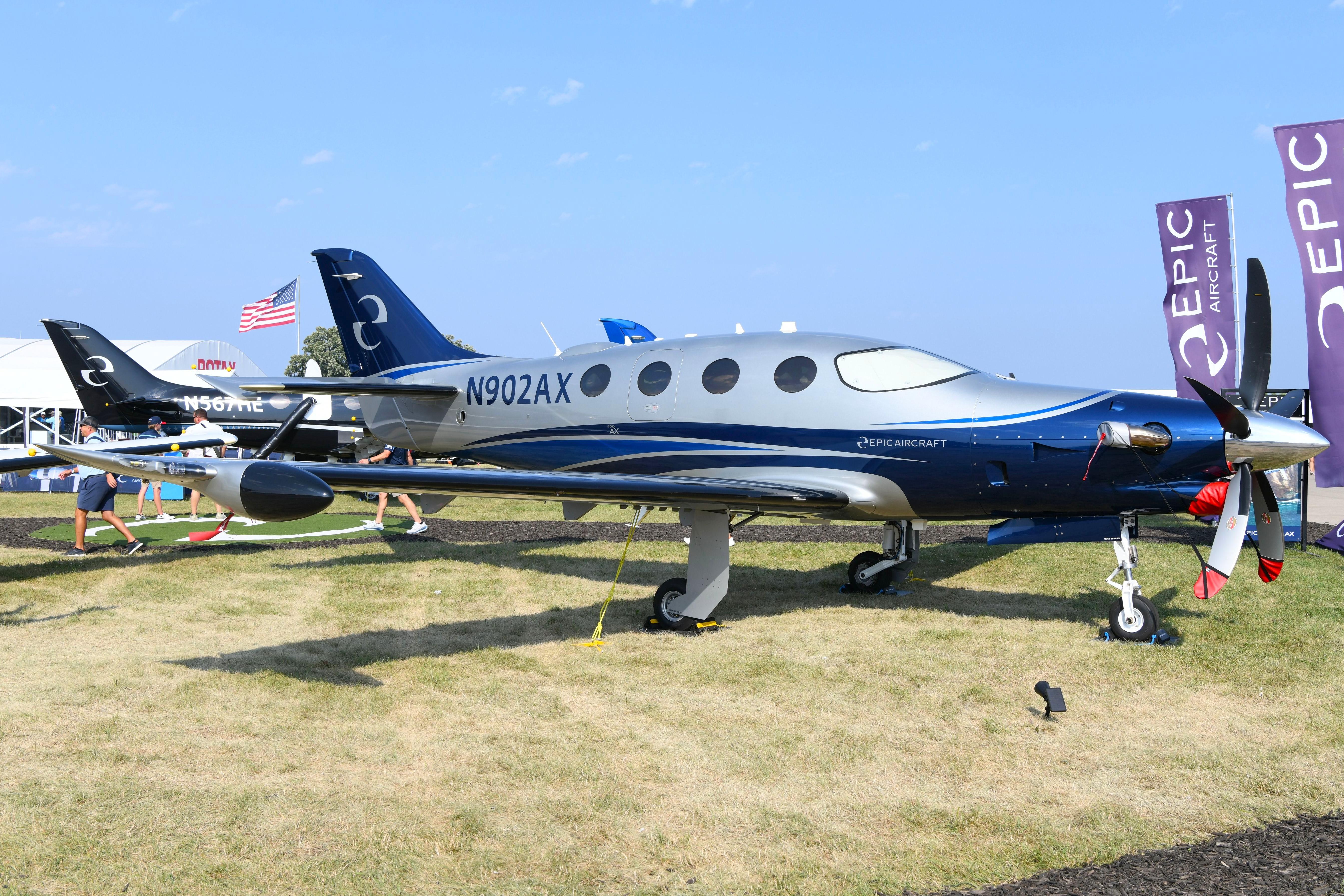 N902AX photo, click to enlarge