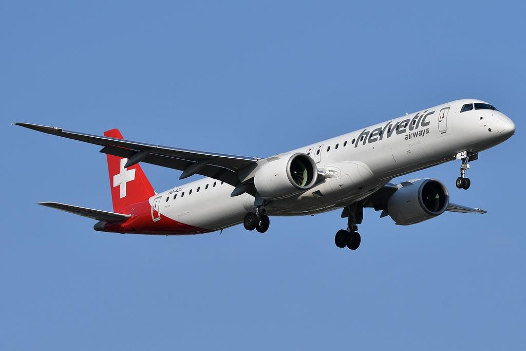 HB-AZJ photo, click to enlarge