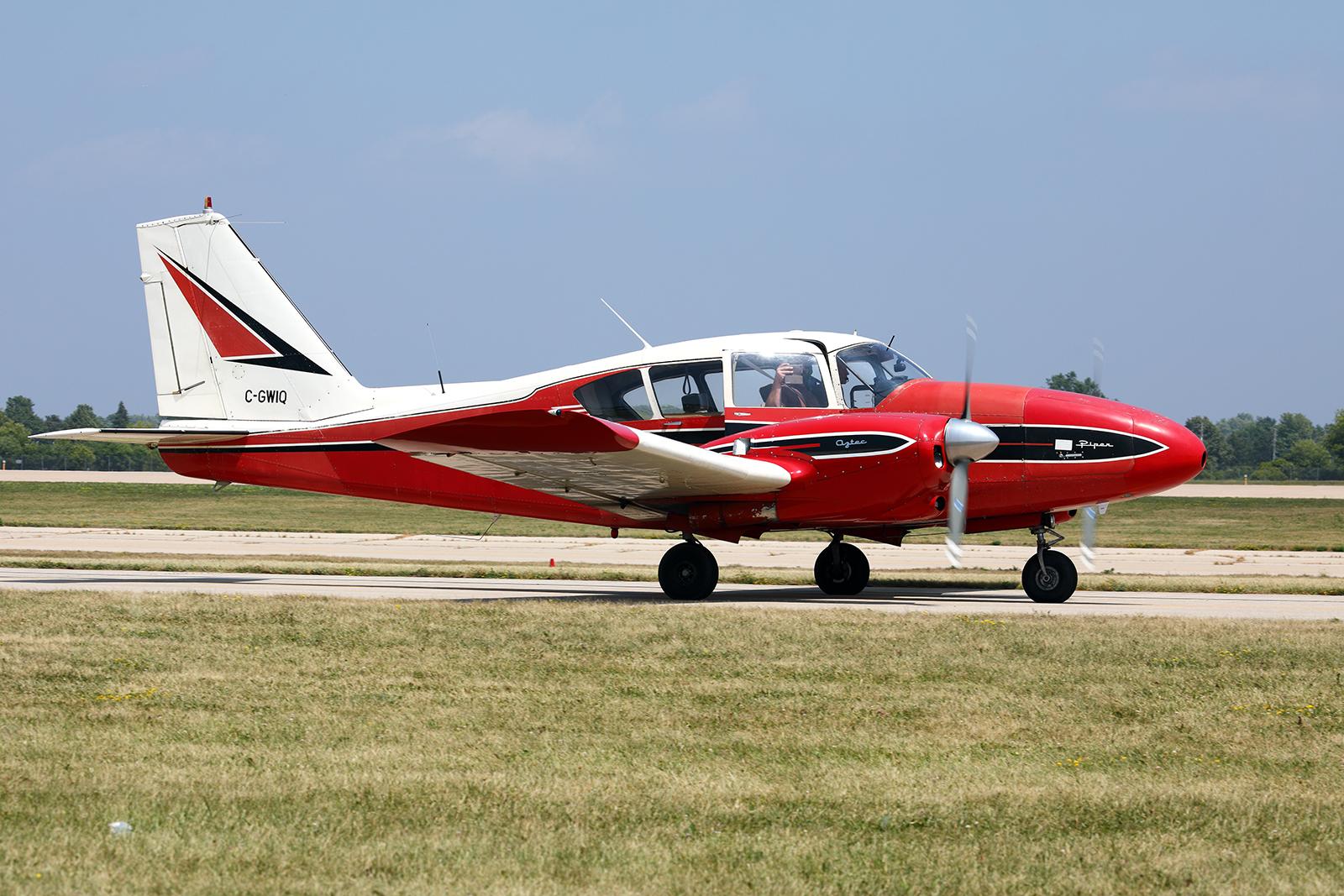 C-GWIC photo, click to enlarge
