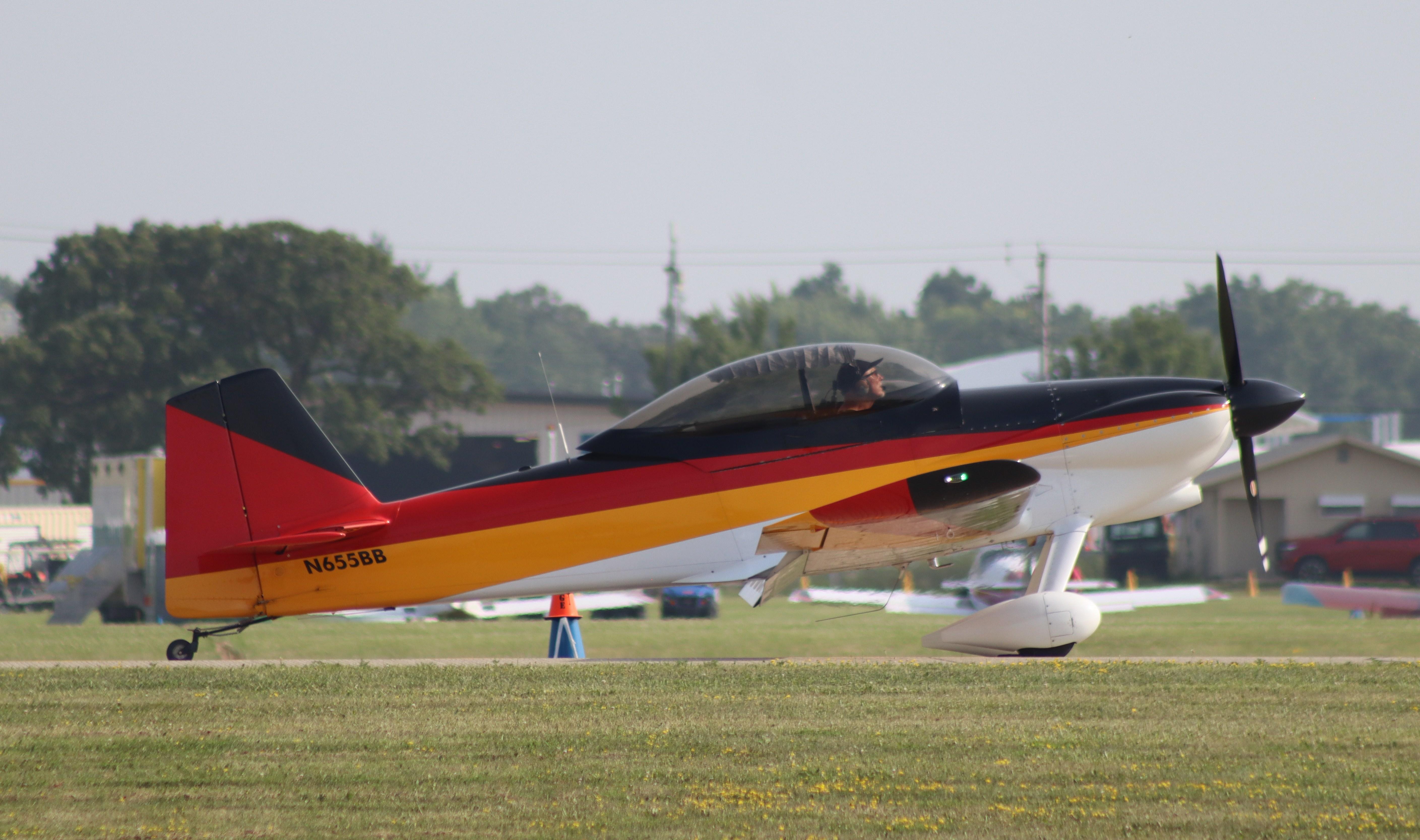 Aircraft N655BB, Vans RV-4, at KOSH, photo by MarkPasqualino