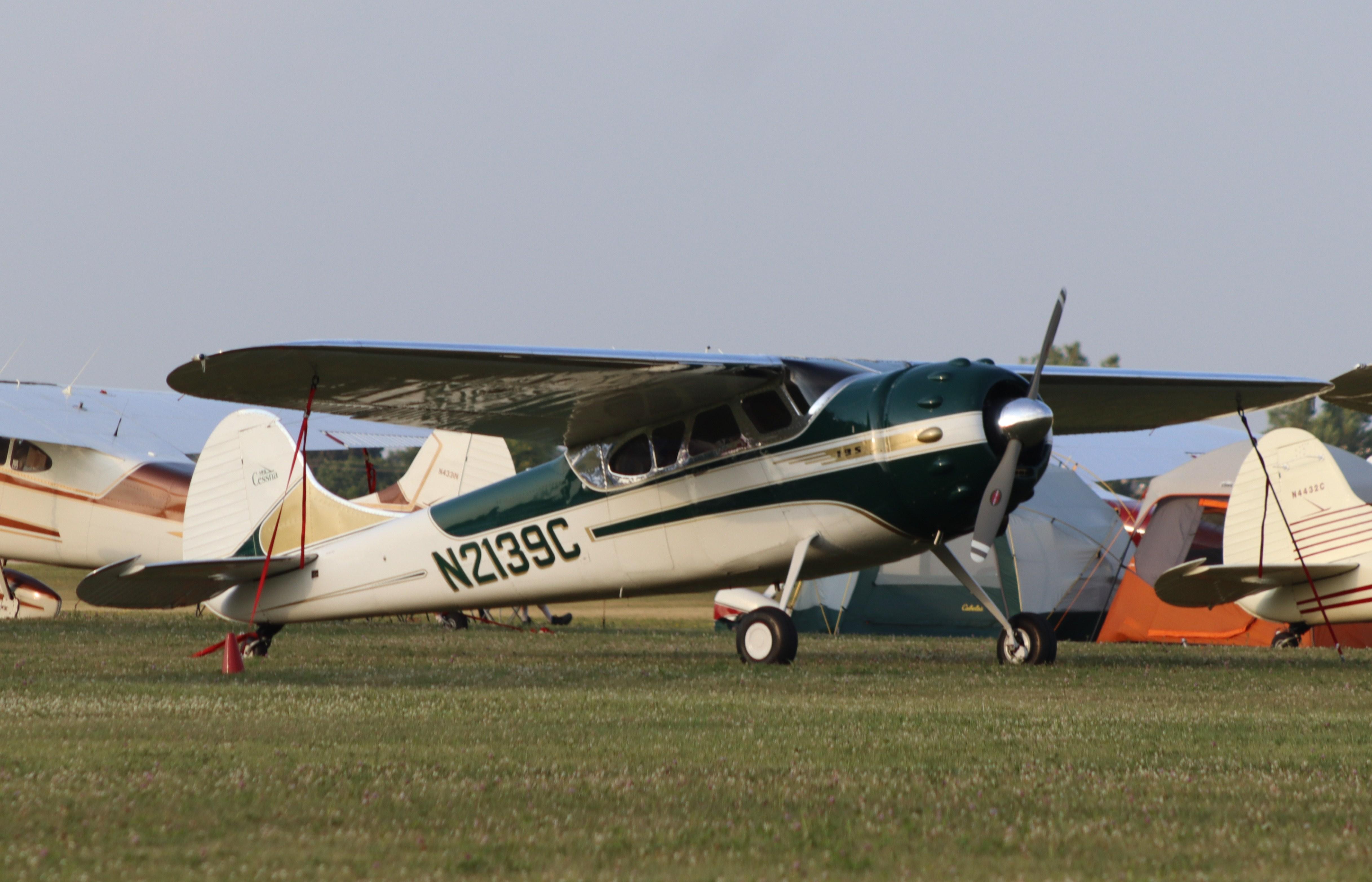 N2139C @ KOSH - Cessna 195B - by MarkPasqualino