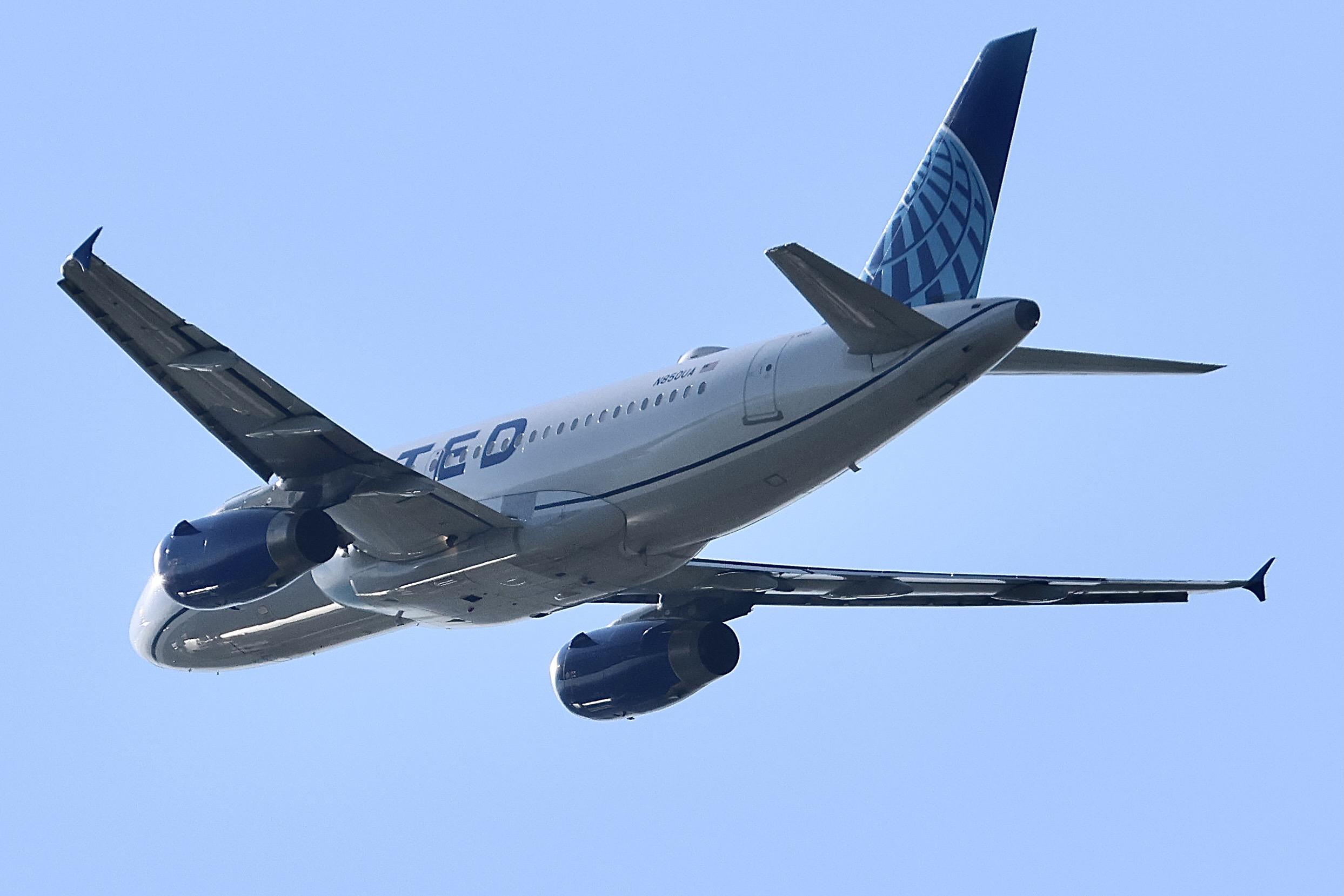 N850UA photo, click to enlarge
