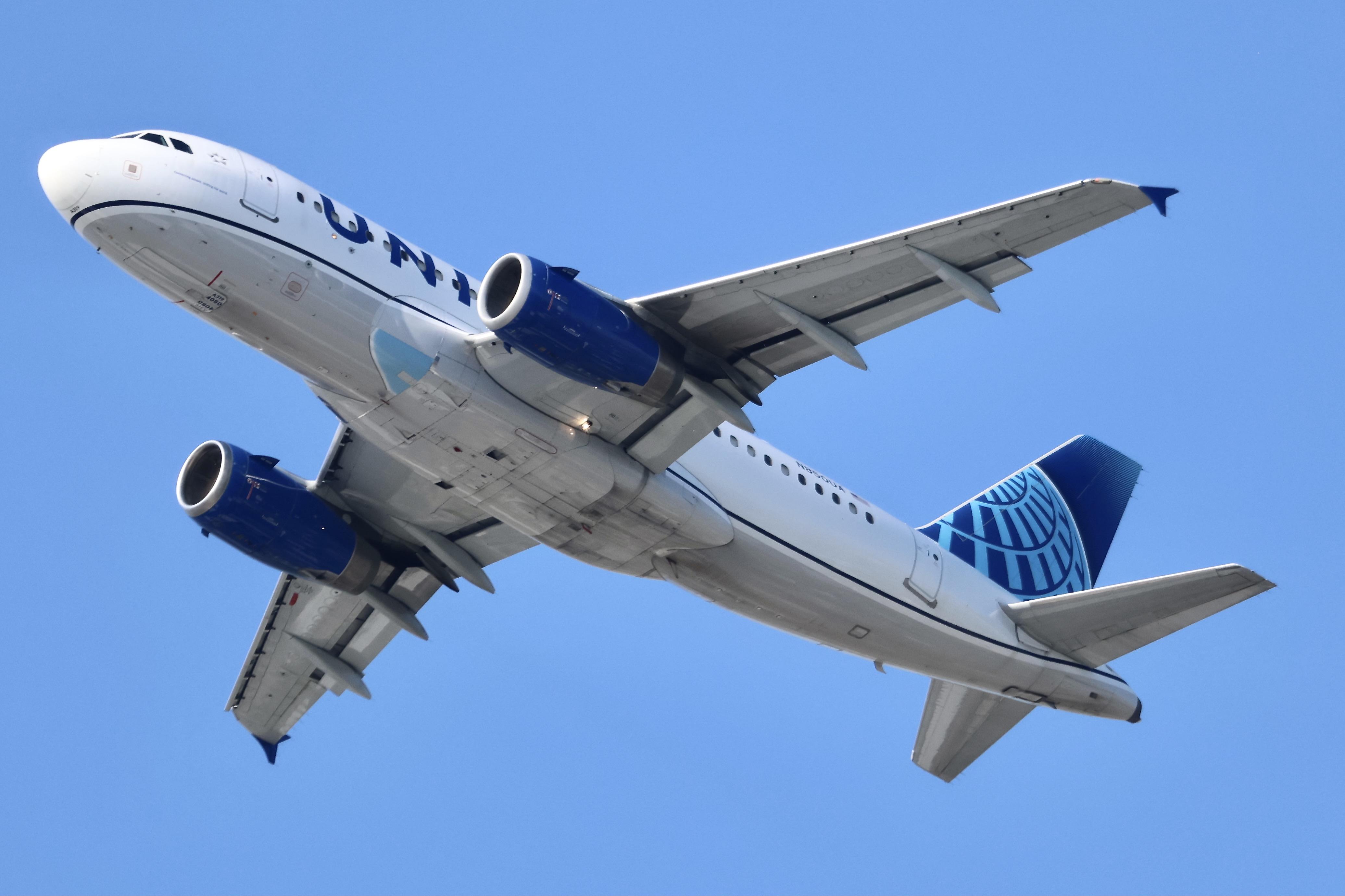 N850UA photo, click to enlarge