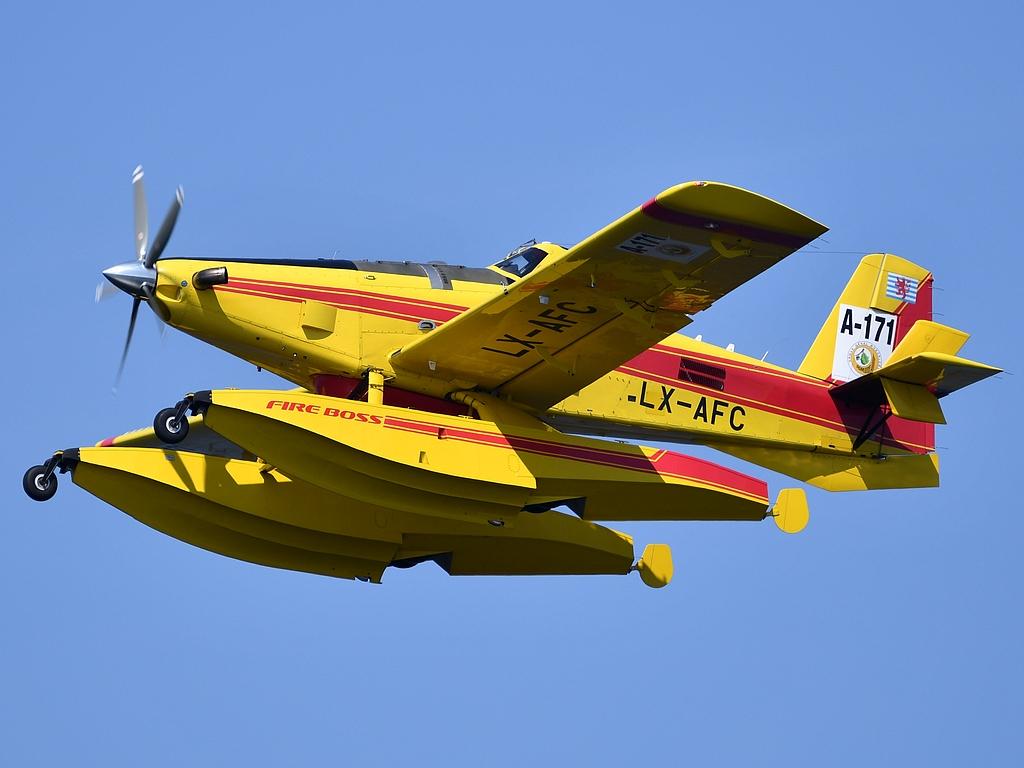 LX-AFC photo, click to enlarge