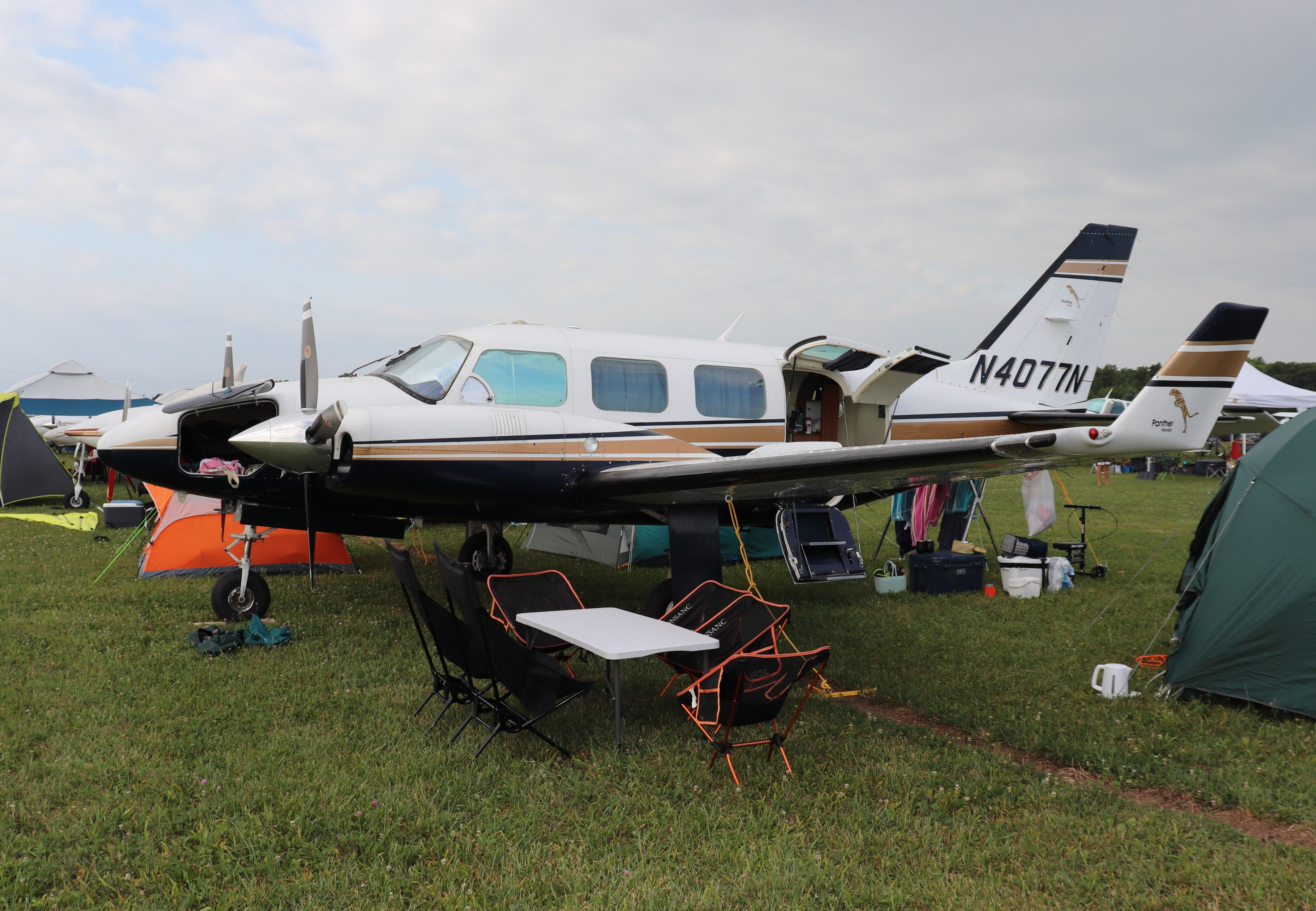 N4077N photo, click to enlarge