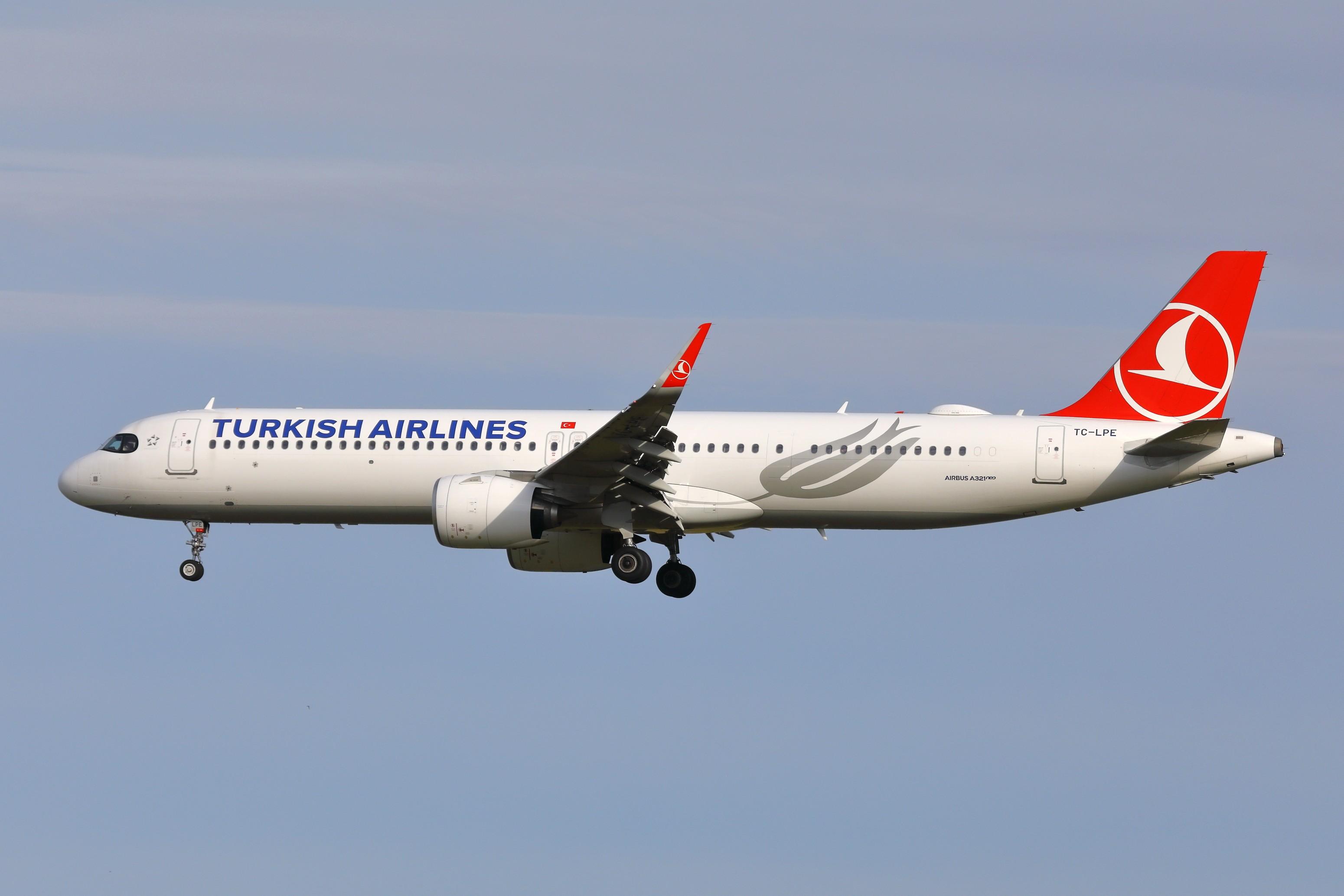 Aircraft TC-LPE, Copenhagen 31.7.2026, at CPH, photo by leo larsen