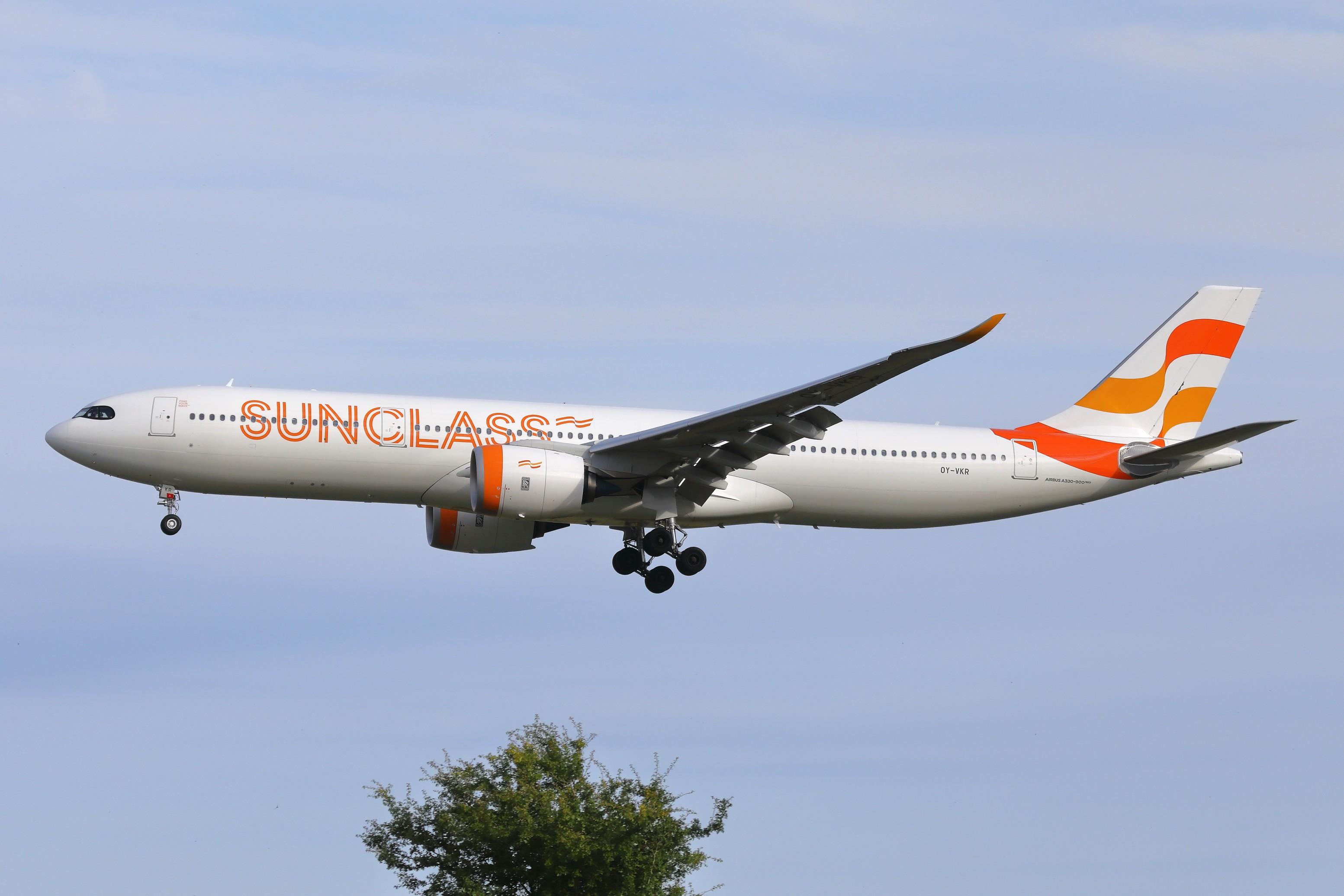 Aircraft OY-VKR, Copenhagen 31.7.2026, at CPH, photo by leo larsen