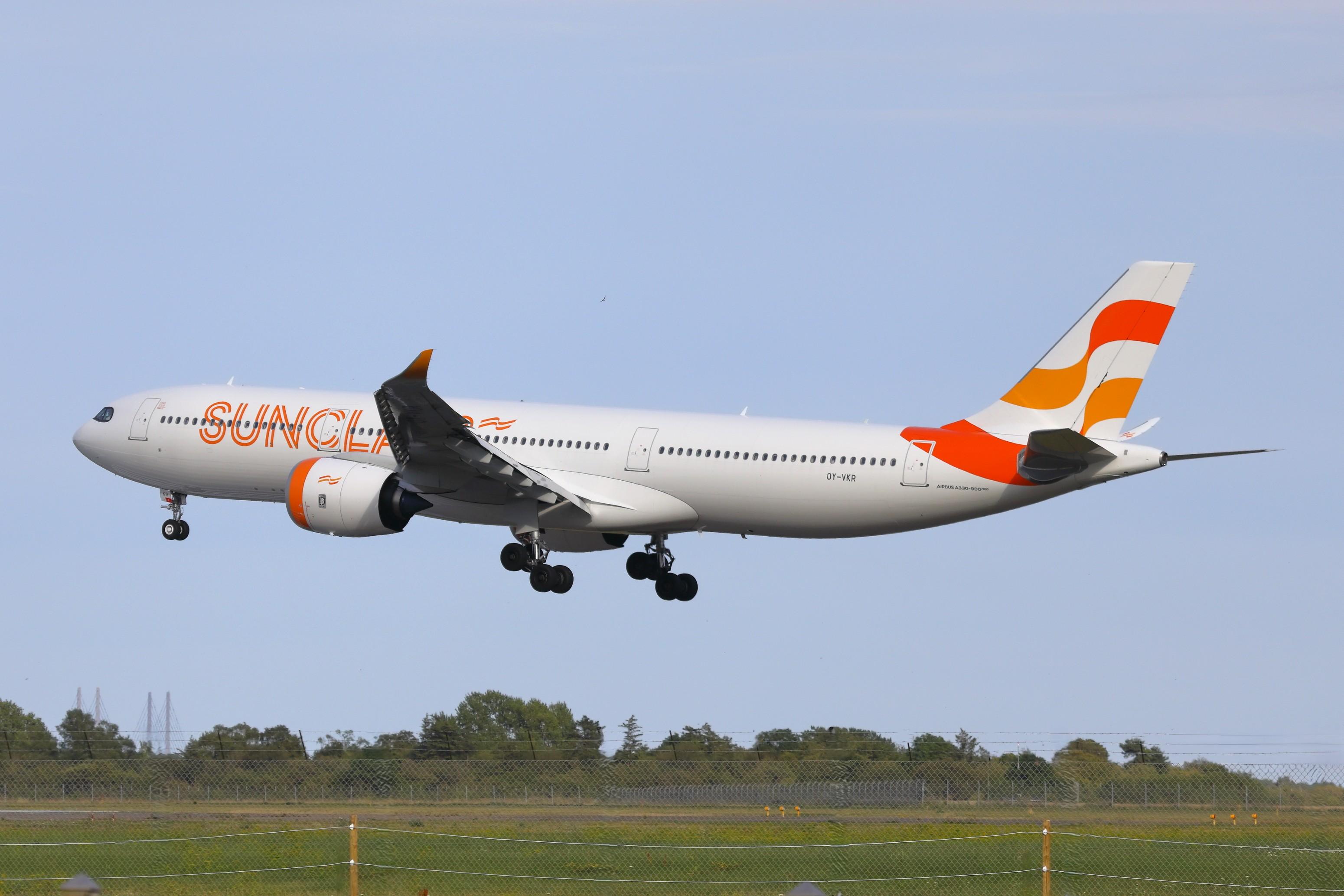 Aircraft OY-VKR, Copenhagen 31.7.2026, at CPH, photo by leo larsen